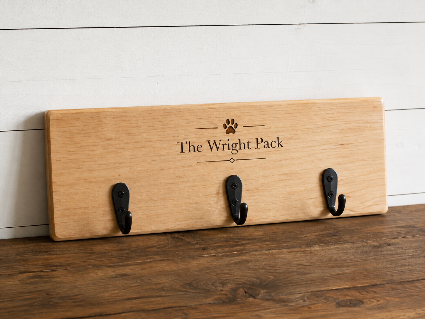 Homestead Personalized Leash Station