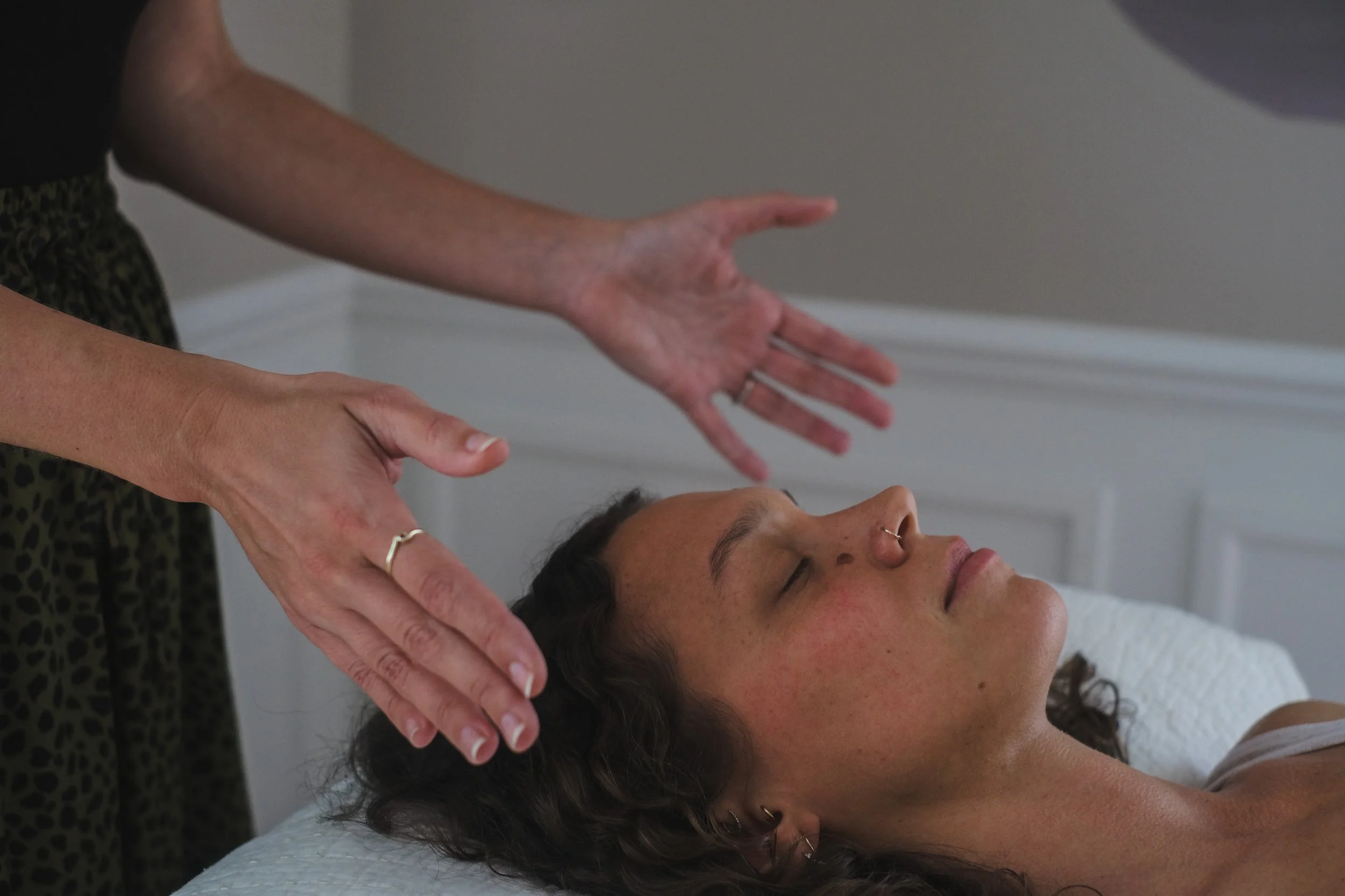 1:1 Energy Healing with Kristina and Olivia