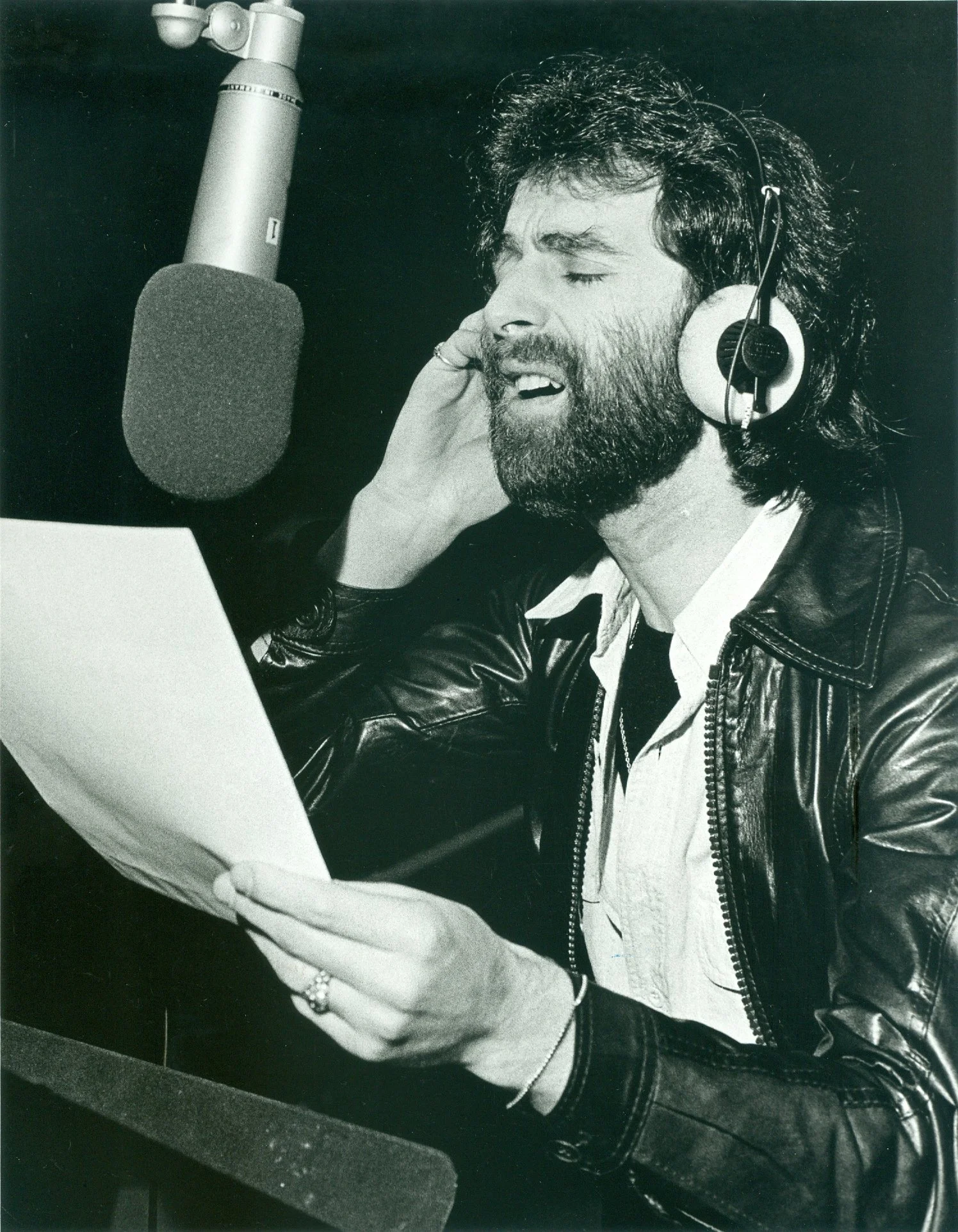 Ken recording. RCA Studio, Toronto. 1977. Credit: Tony Tobias 
