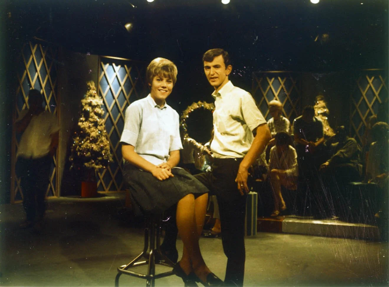 CLICK PHOTO FOR VIDEO OF KEN & ANNE SINGING "Bethlehem": Cast members Anne Murray and Ken Tobias on the set of CBC's Singalong Jubilee TV show. 1968.