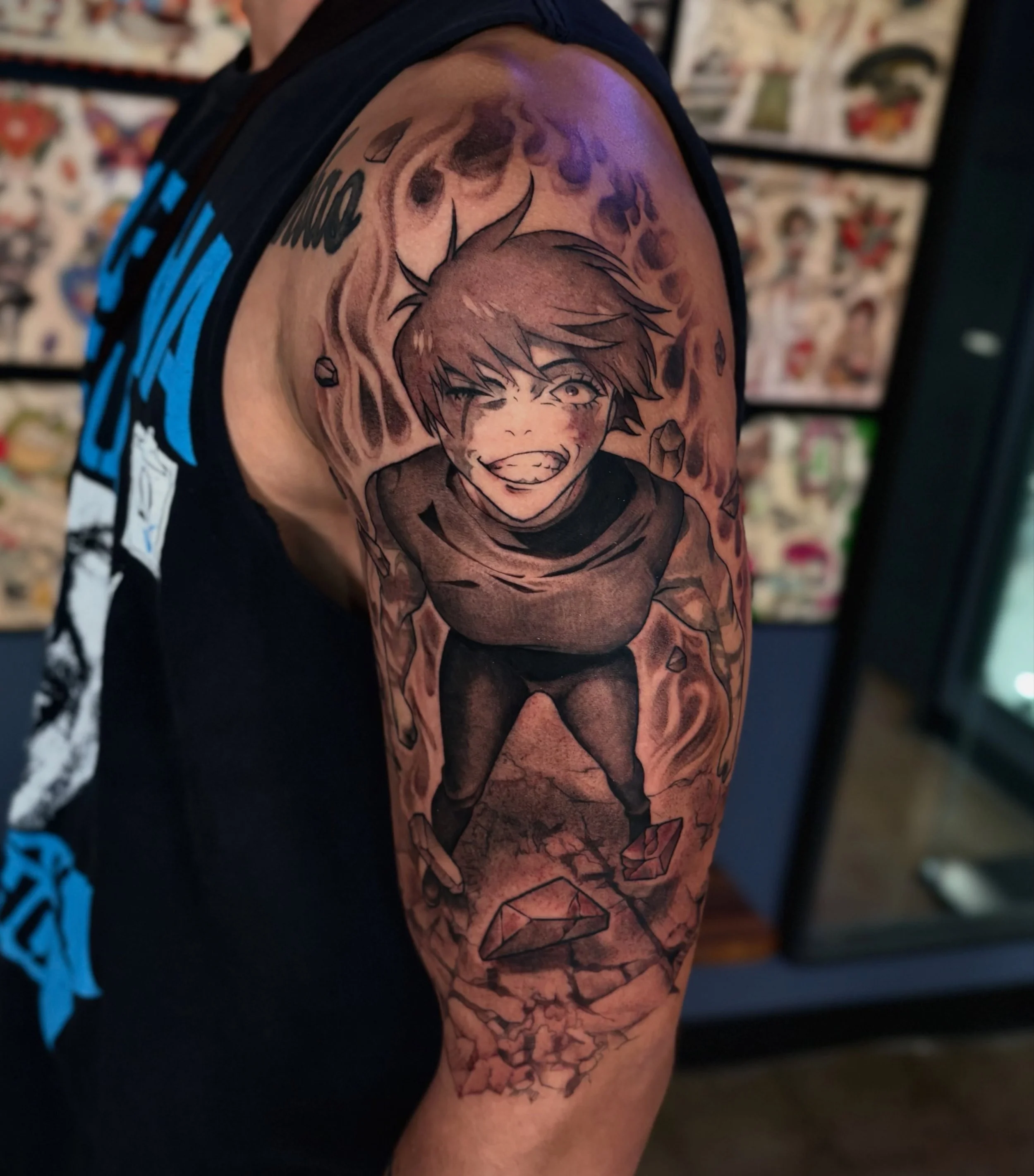 Maki Zenin, a bad b&lsquo;tch that only gets better 💪😎 Huge shout out to @urijah_upton for letting me rock out this JJK tattoo 🔥 Go watch him wrestle, he&lsquo;s a champ 🤘

Booking Sept - Nov in Minneapolis @thirty8caliber! 
(Booking link in bio 