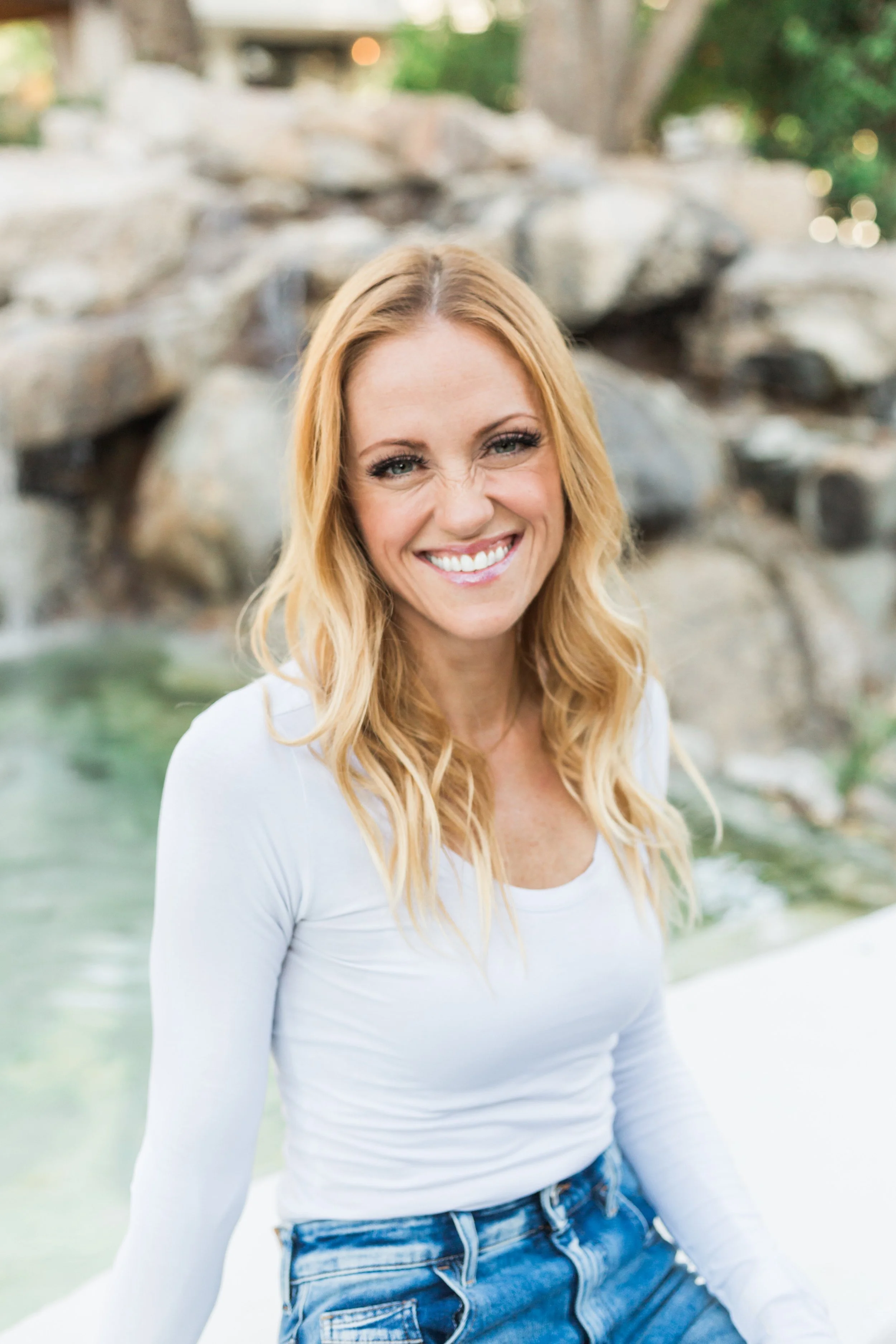 Do Peptides Help with Sleep, Energy, and Weight Gain in Perimenopause?