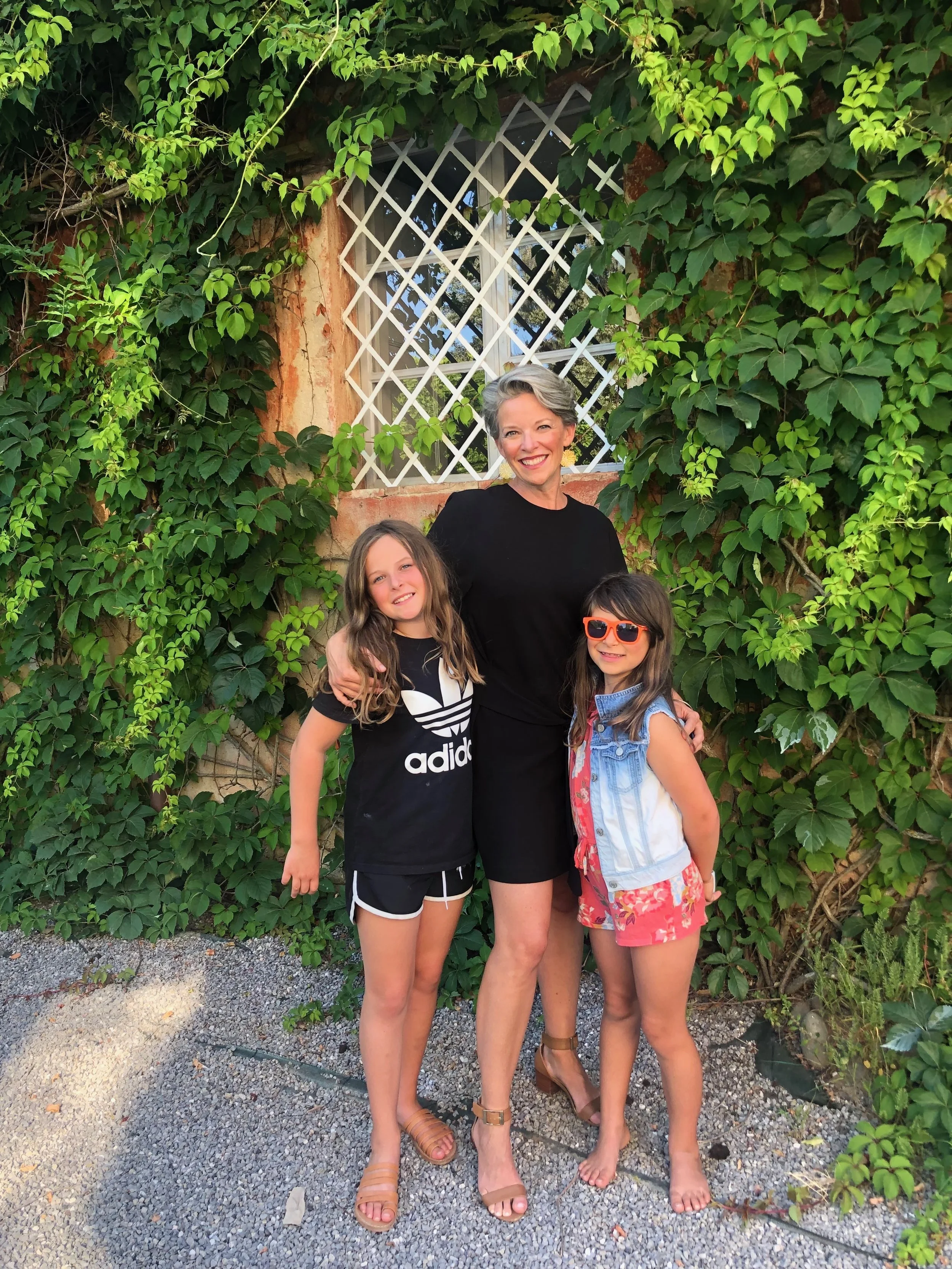How to Help a Friend in Crisis: Real Advice from a Mom Who’s Been There