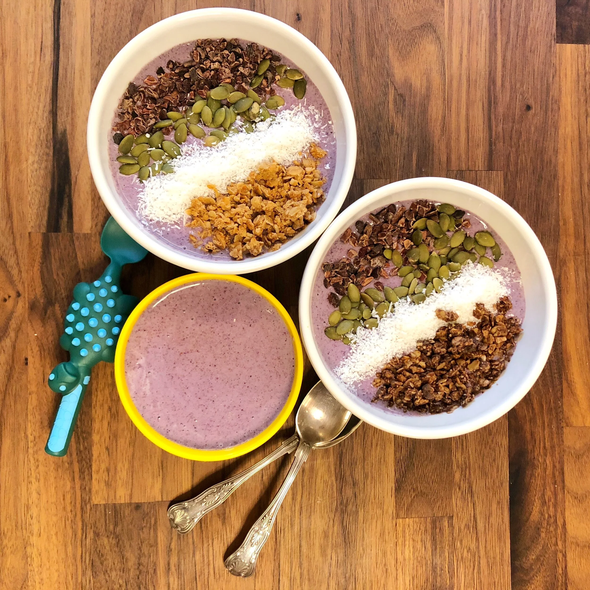 Banana Blueberry Smoothie Bowls