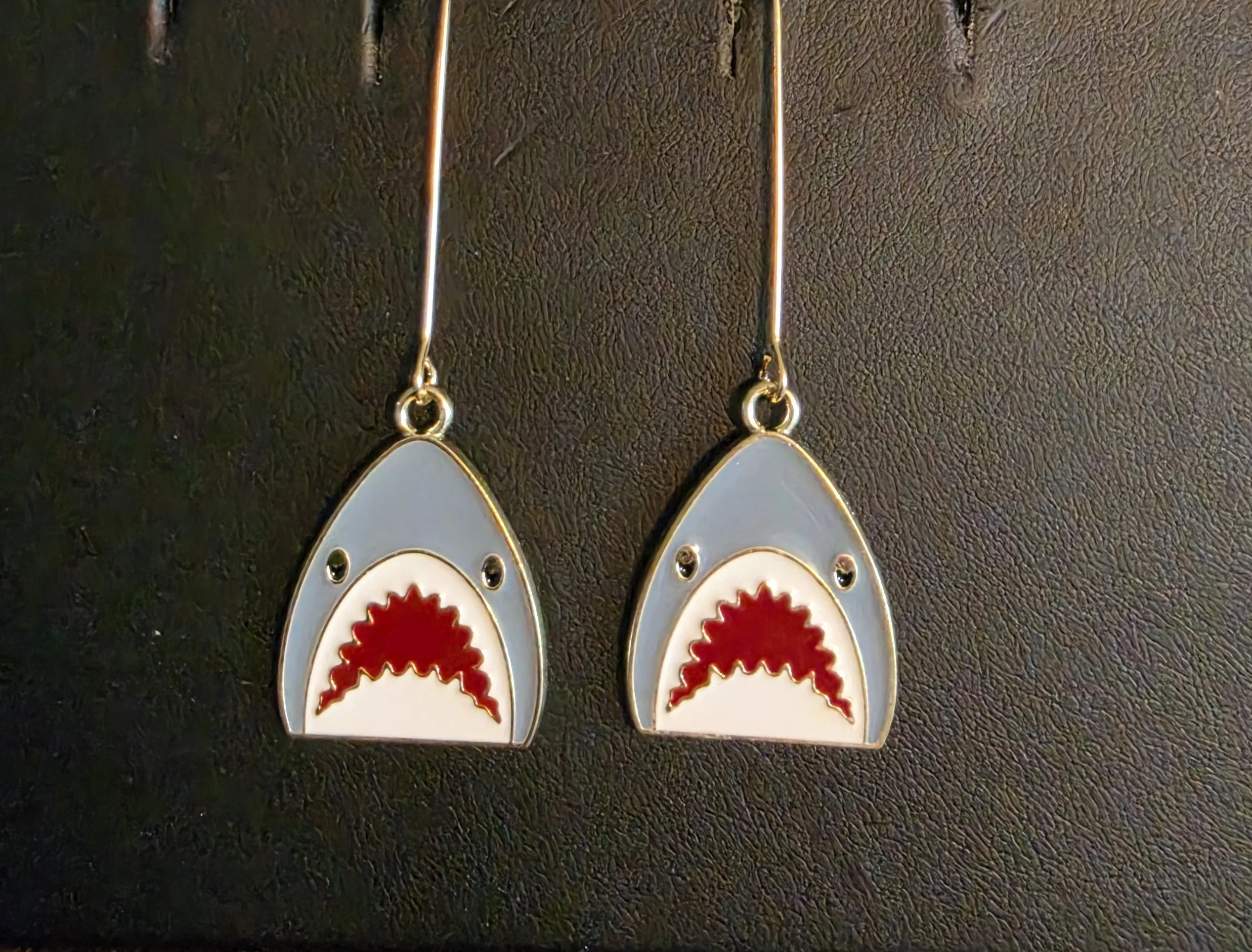 Sharky3.jpg