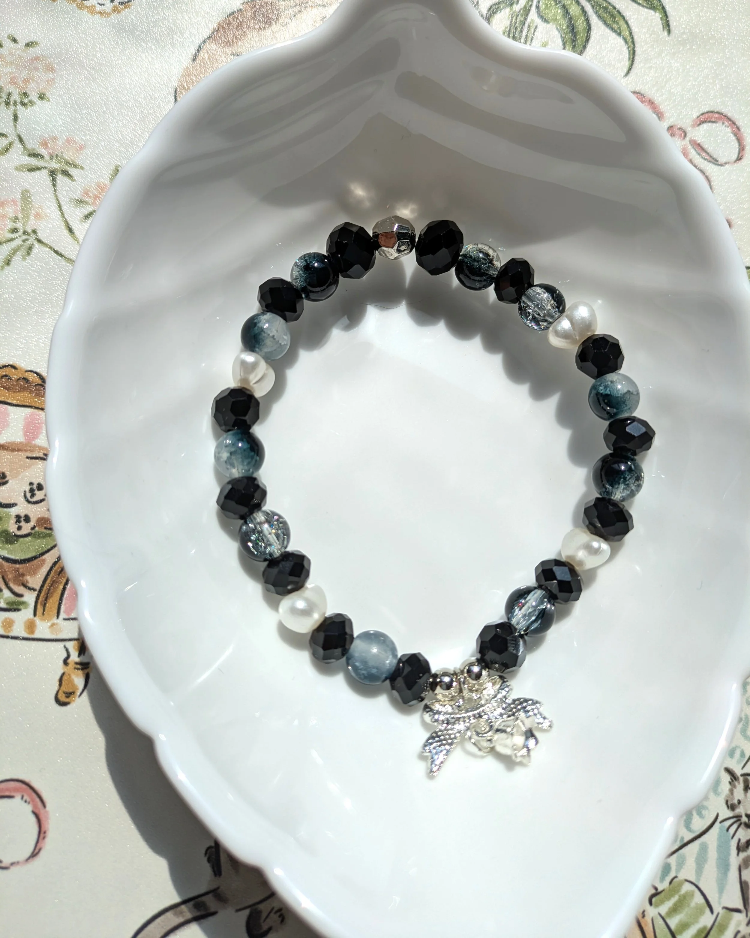 Black Bow Bracelet