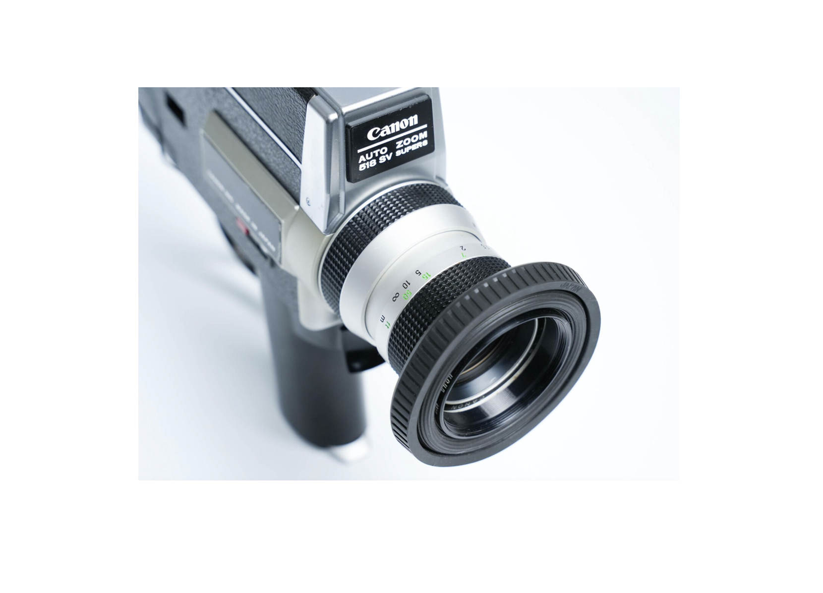 Canon Auto Zoom 518 SV Super 8 Camera (1972) - 2.png
