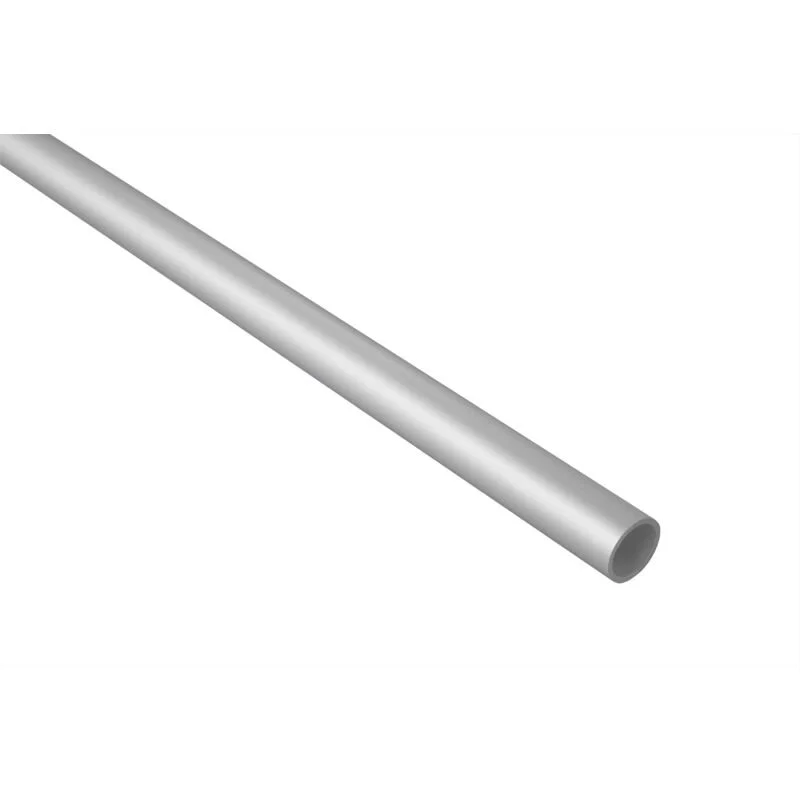 Tuyau métallique cylindrique gris sur fond blanc