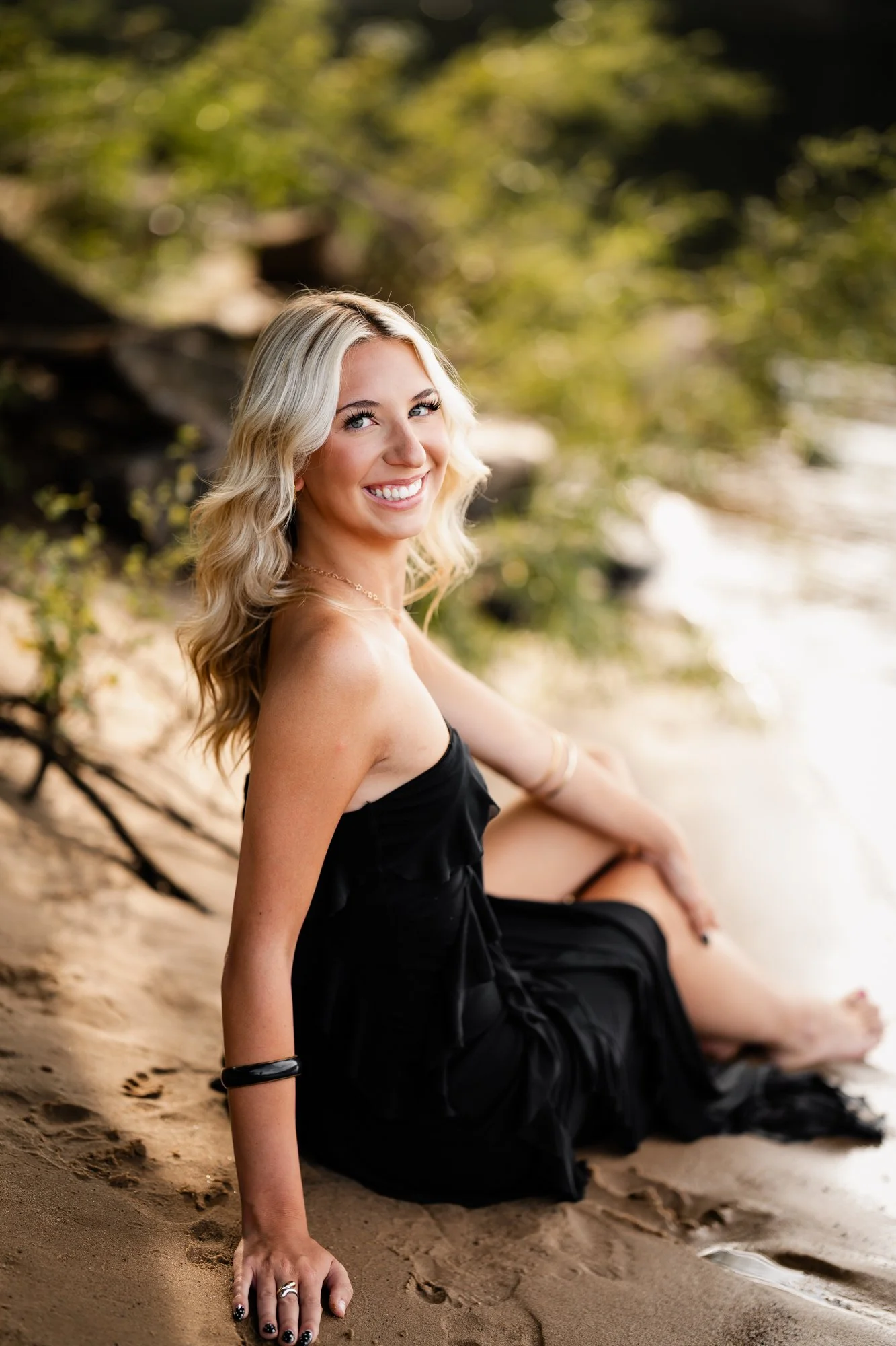 Senior portrait photography by Jevon Photo in Wisconsin Dells, Wisconsin.