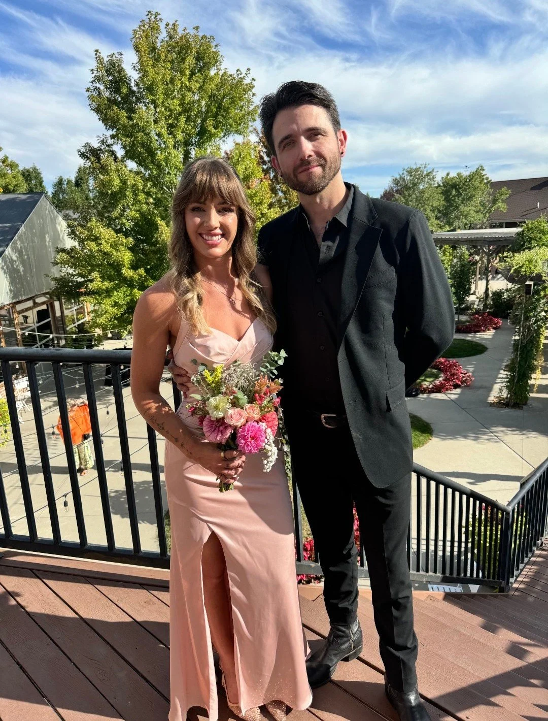 Golden spray tan bridesmaid