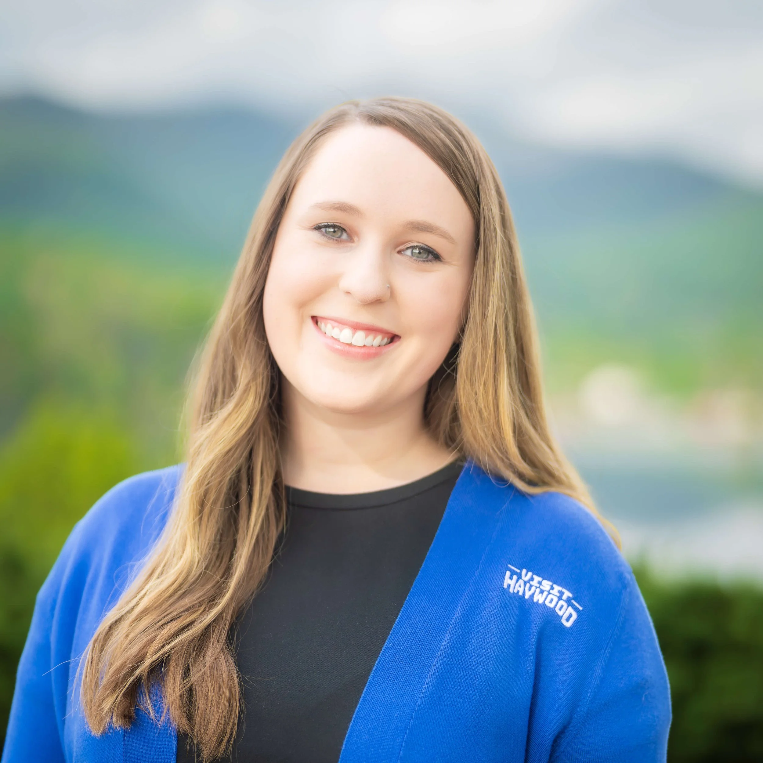 Headshot of Amie Diehl