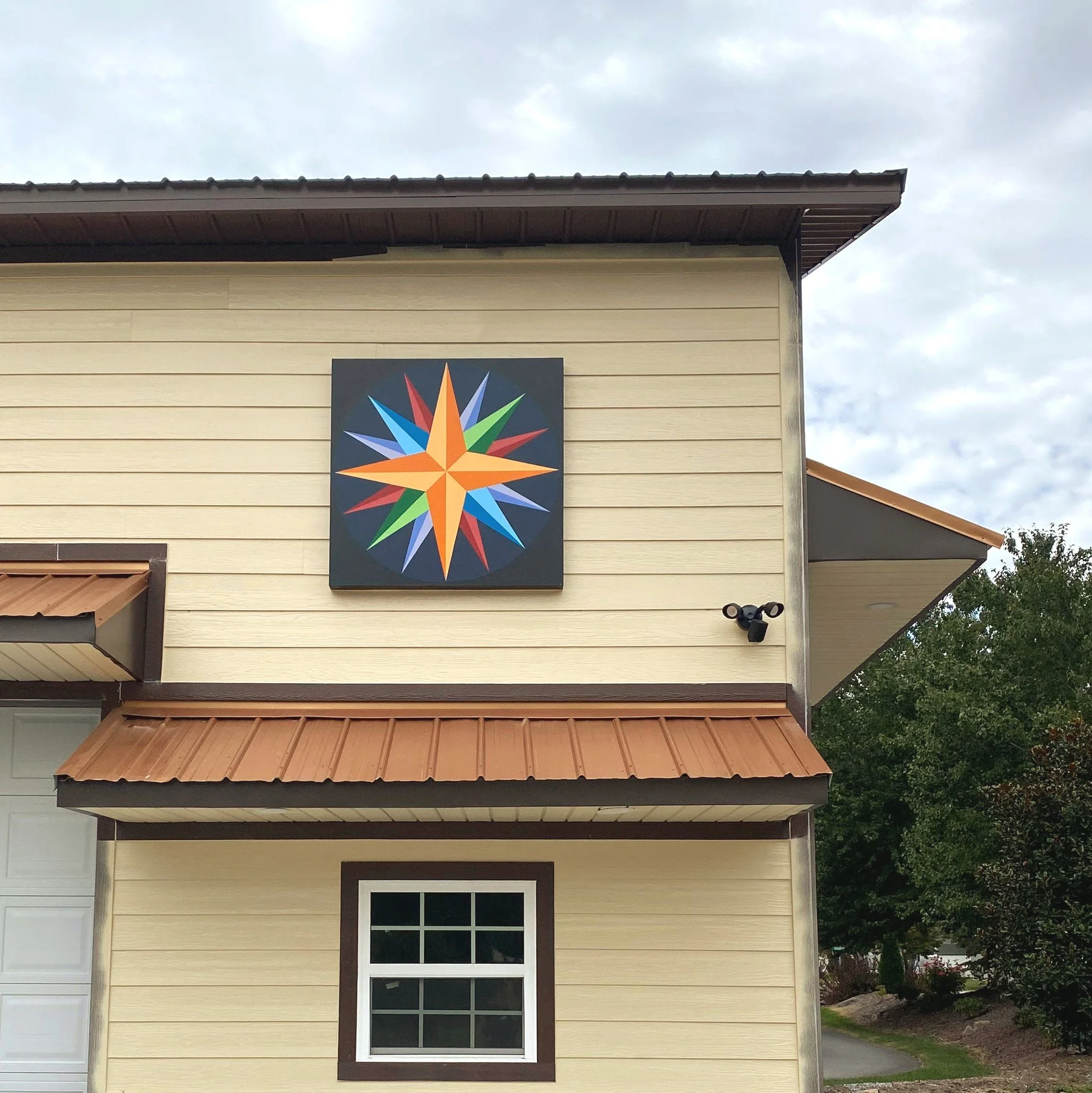 Compass Star Quilt Block Installed