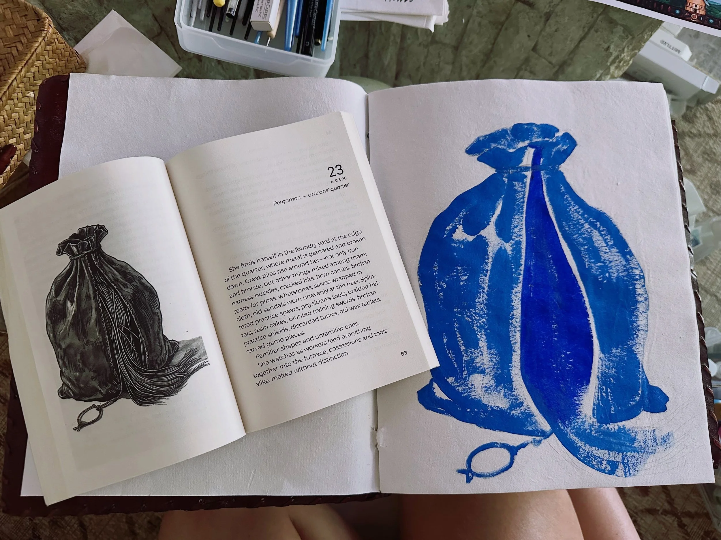 What are you painting today? We are starting to work on brighter version of the pouch. Excited for how it&rsquo;ll turn out.

#bookstagrammer #ampainting #atthestudio #sagaofamortalwoman