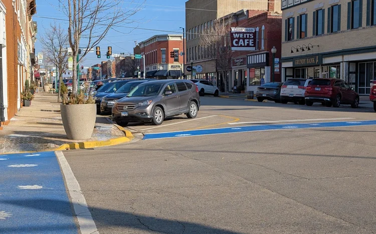 Downtown Morris Streetscape