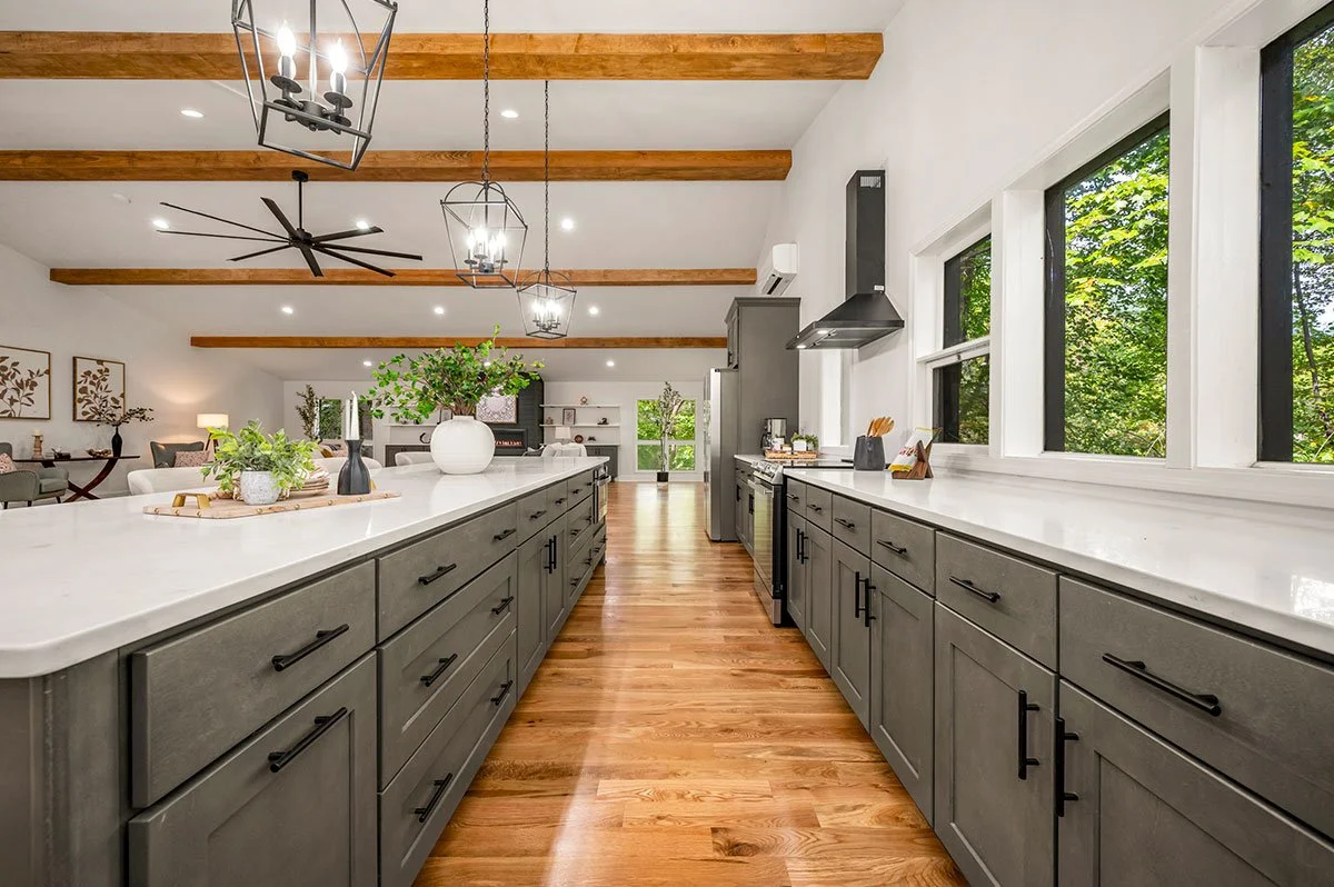 Premier-Design-Construction_160-Lasae_Kitchen-View-2.jpg