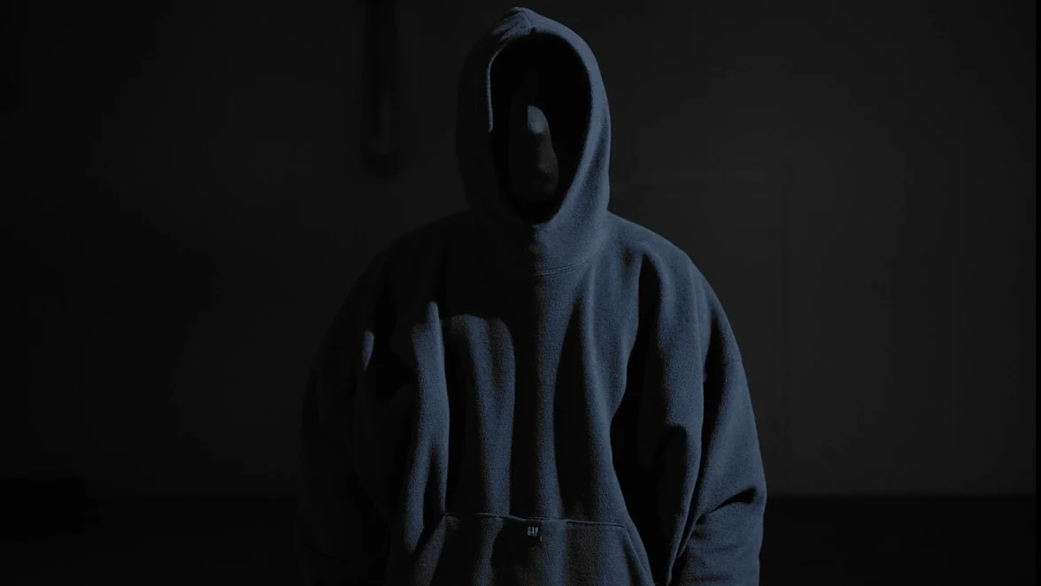 YZY GAP x BALENCIAGA

SPEC REDUX

DIRECTED by 
@trickyjacob 

SHOT by
 @ovrthamoon 

LIGHTING by 
@thefiddlydans

PRODUCED/EDITED by
@trickyjacob 

CLOTHING CURATION 
@dyylann.c 

SPECIAL THANKS 
@vn.gioo