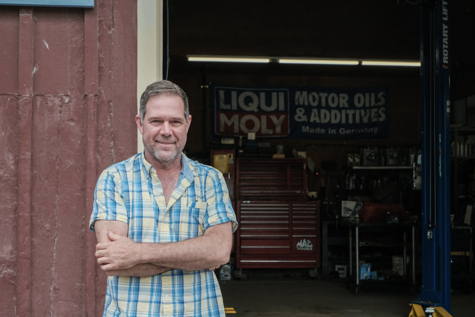 A Family Business, Still Turning Wrenches After Nearly Four Decades