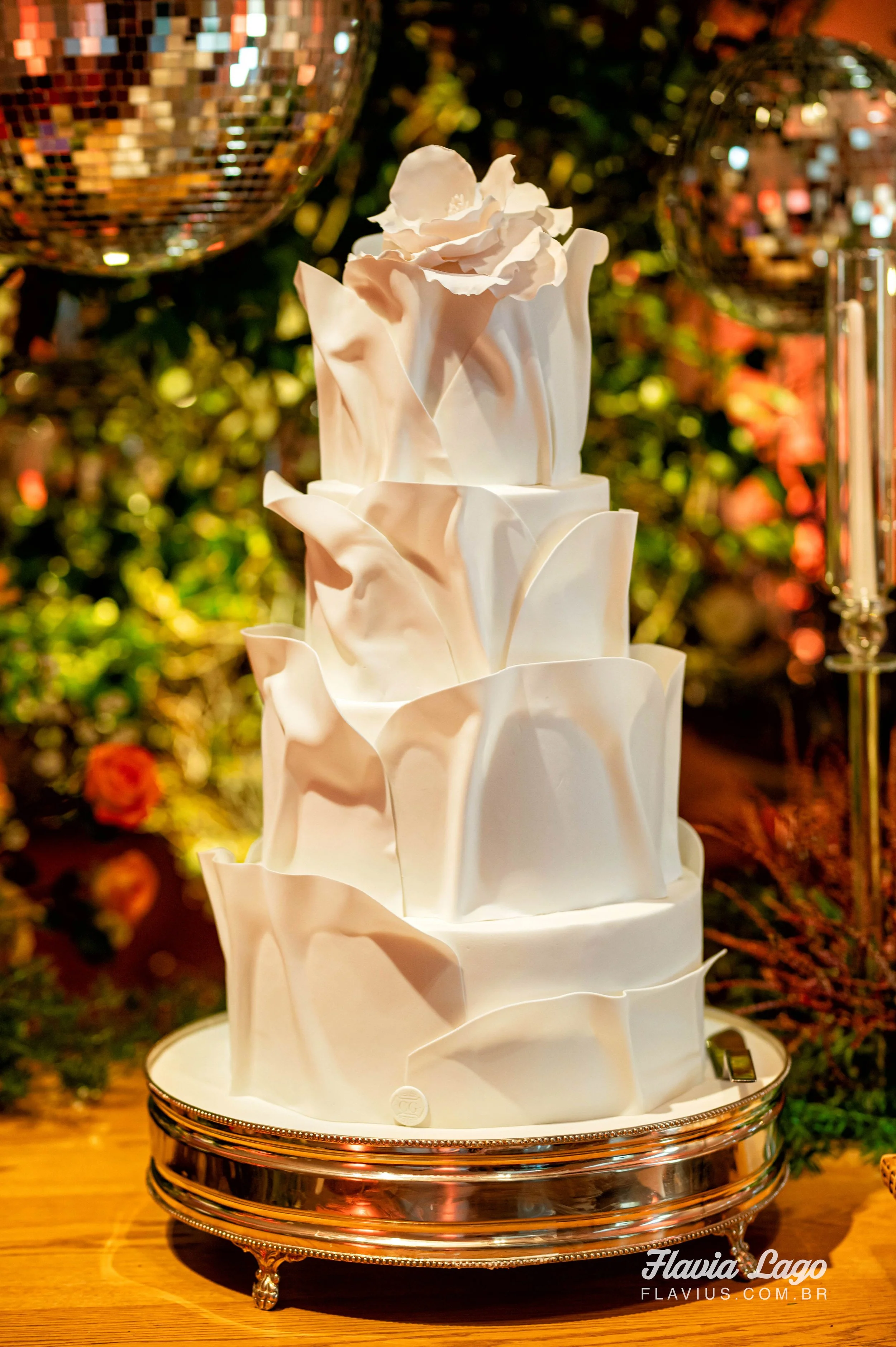 bolo de casamento moderno