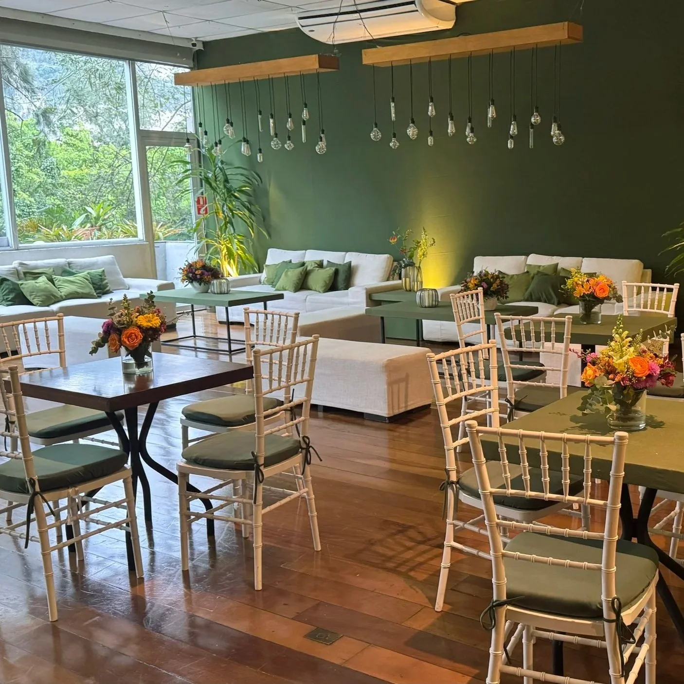 festa de 40 anos no salao lounge da spazio itanhangá decoração verde