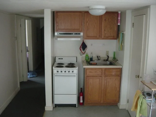 30 Leb #3 Kitchen#3.jpg