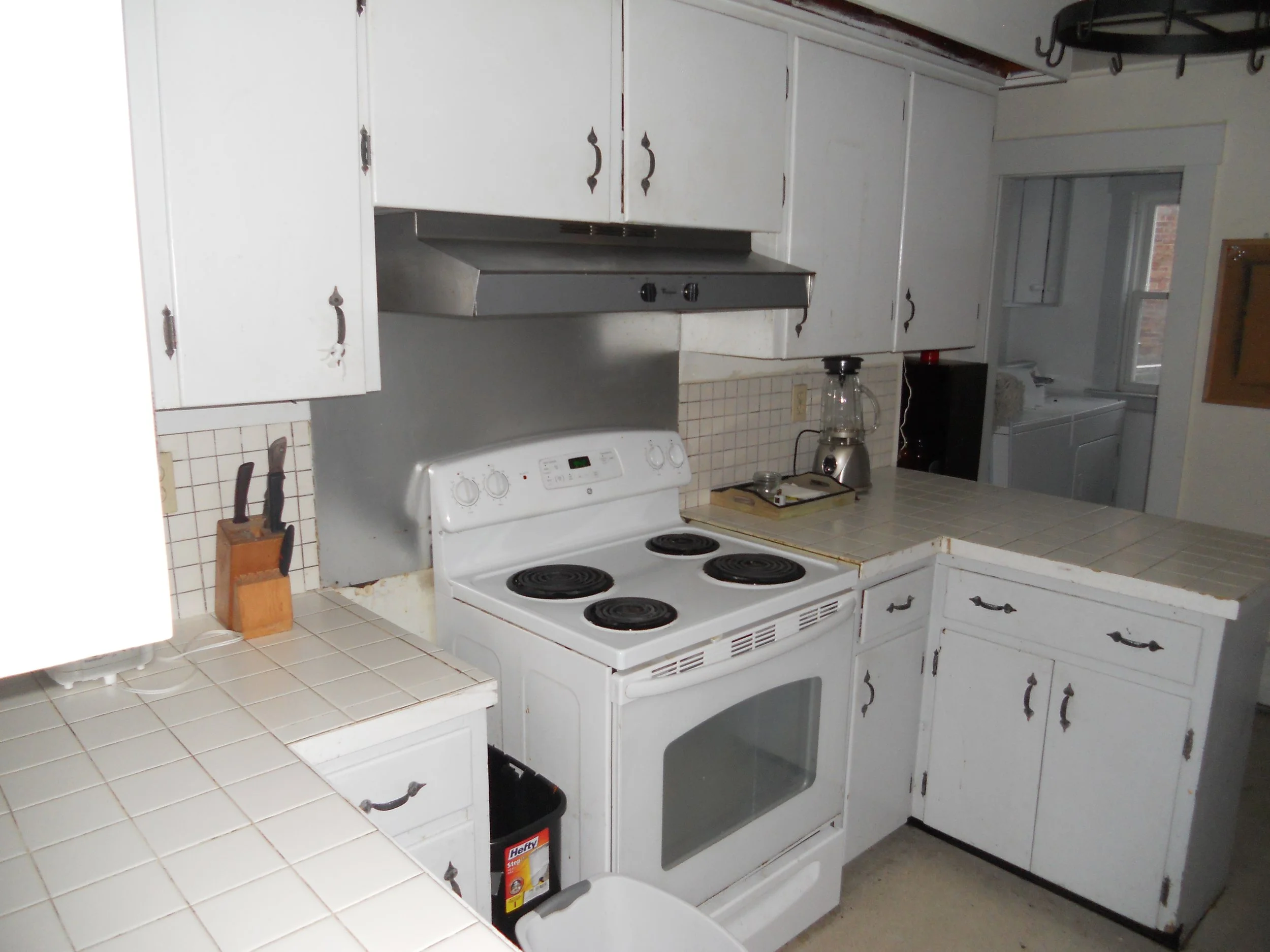 51 Leb Kitchen #3.jpg