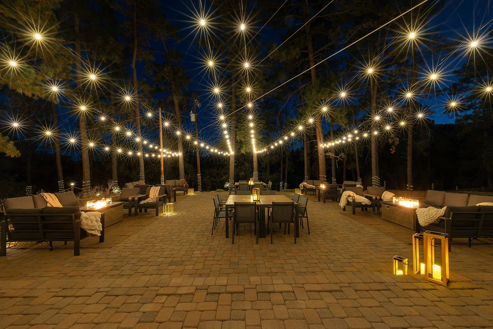 OutdoorGatheringSpace15.jpg