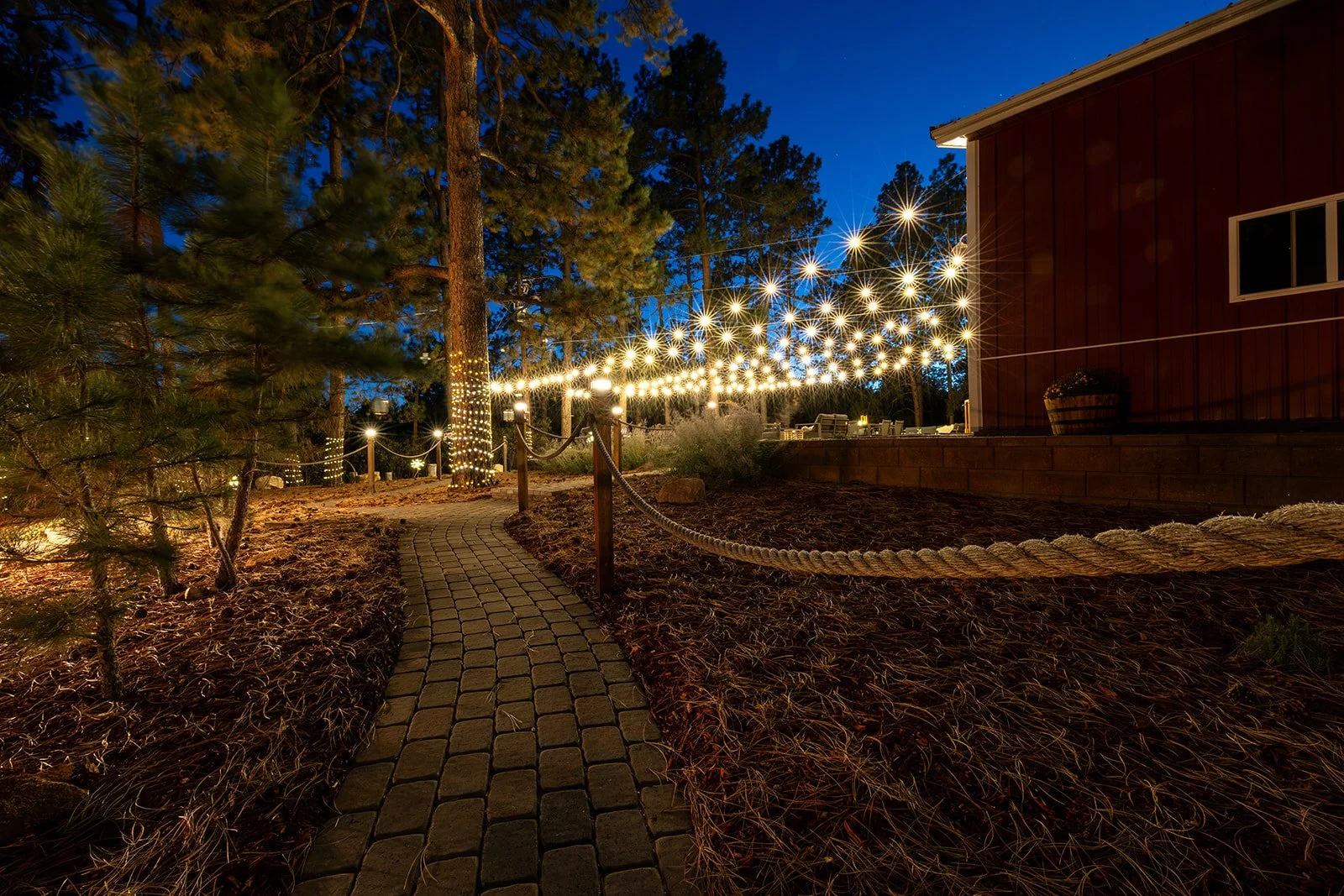 OutdoorGatheringSpace14.jpg