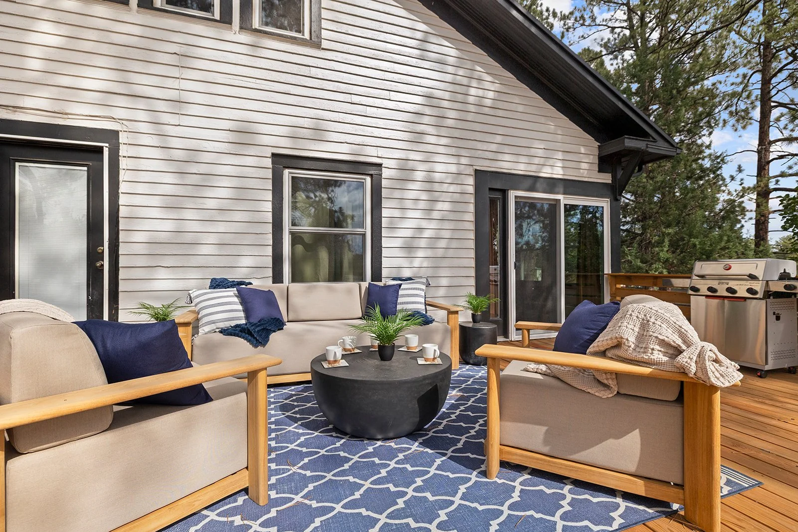 BackPatio15.jpg