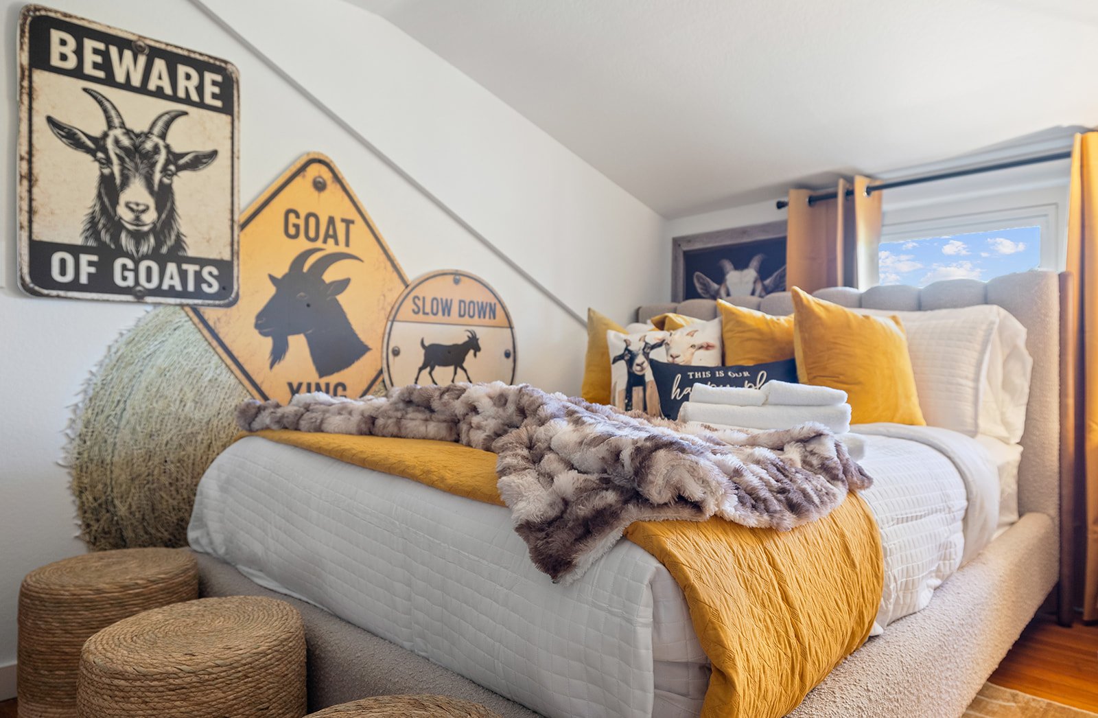 GoatRoom1.jpg