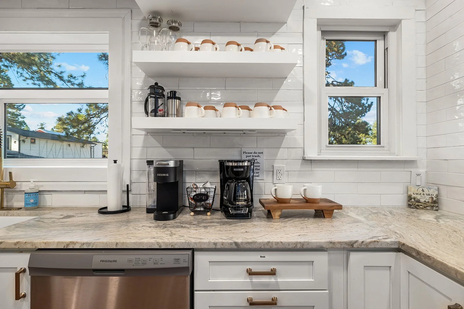 Kitchen1.jpg
