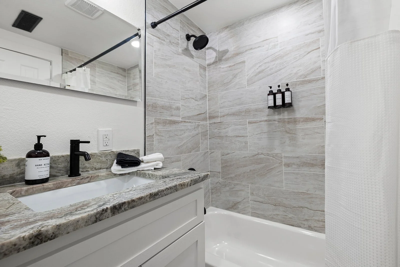 UpstairsGuestBath2.jpg