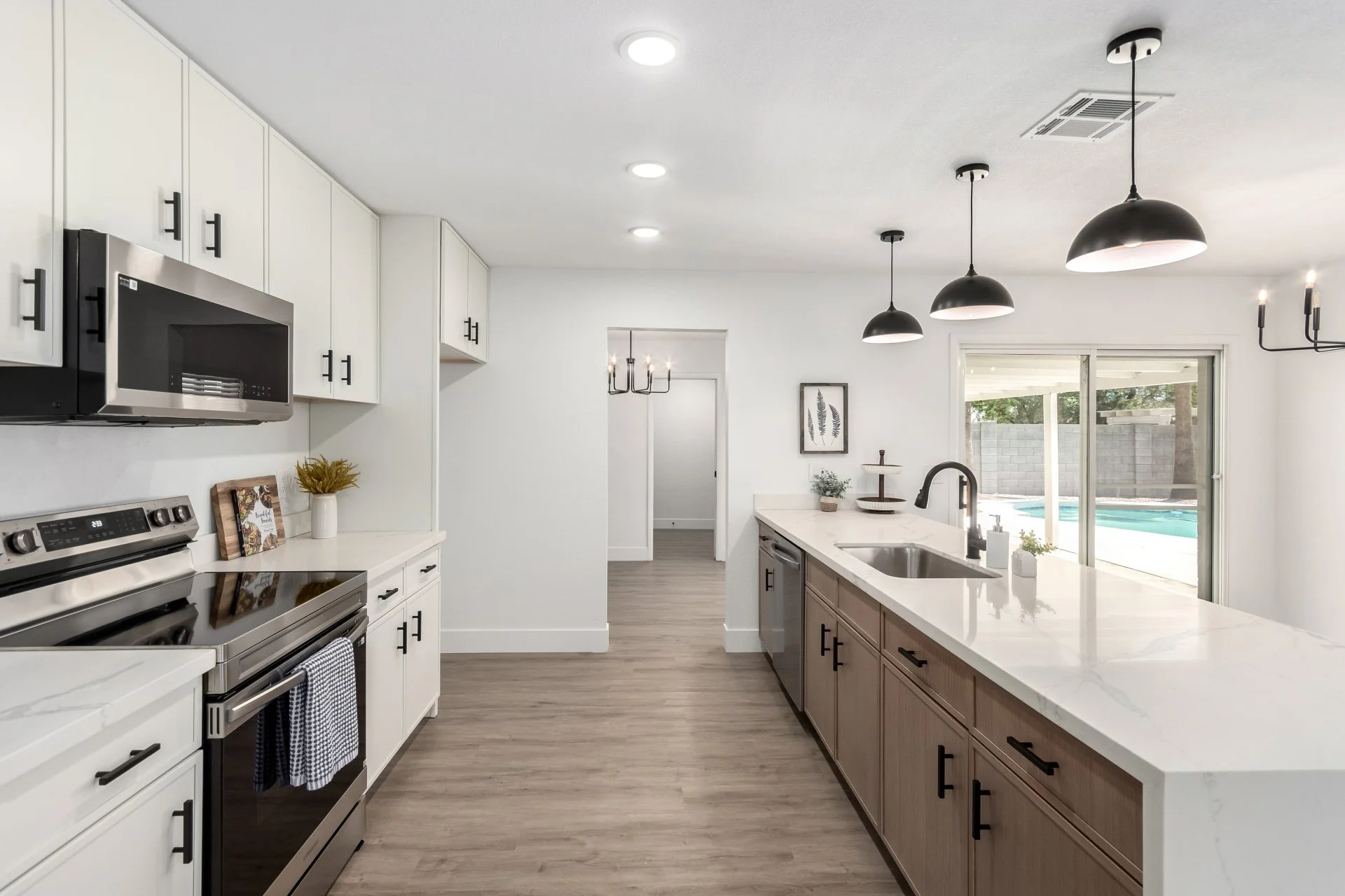 12 - Saguaro Kitchen2.jpg