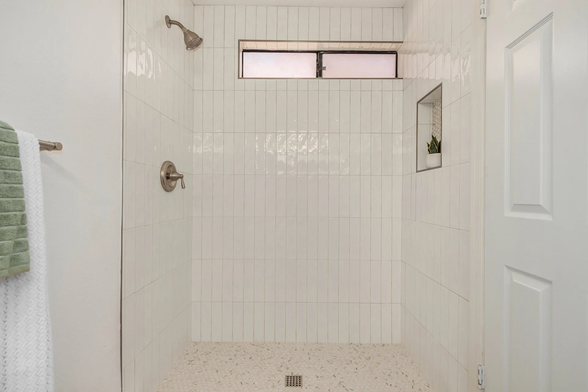 25 - Pasadena Shower.jpg