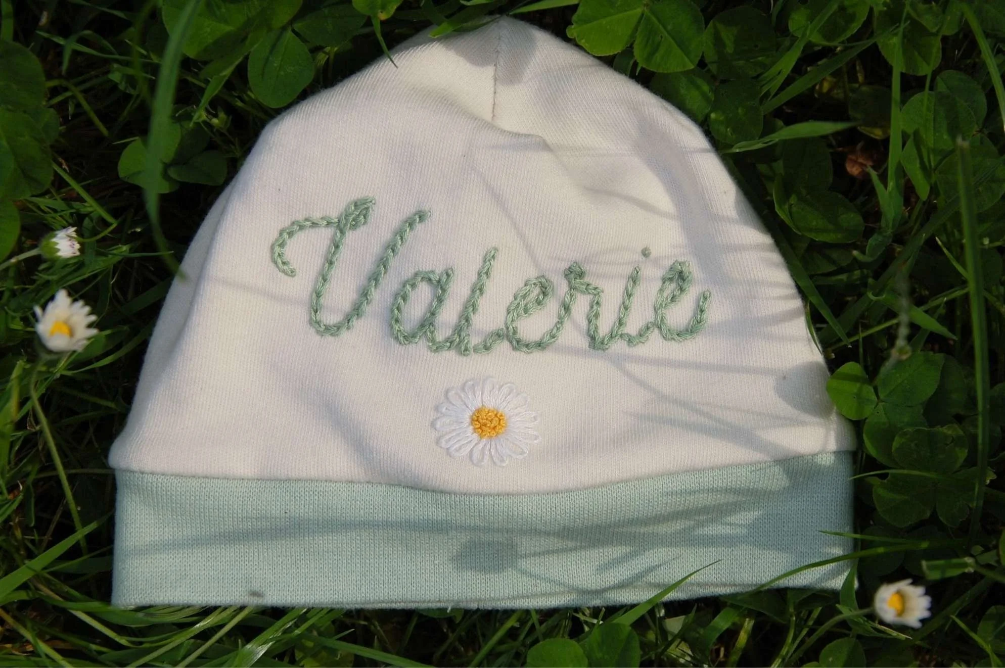 blumenstrauss-muetze-valerie-wiese.jpg