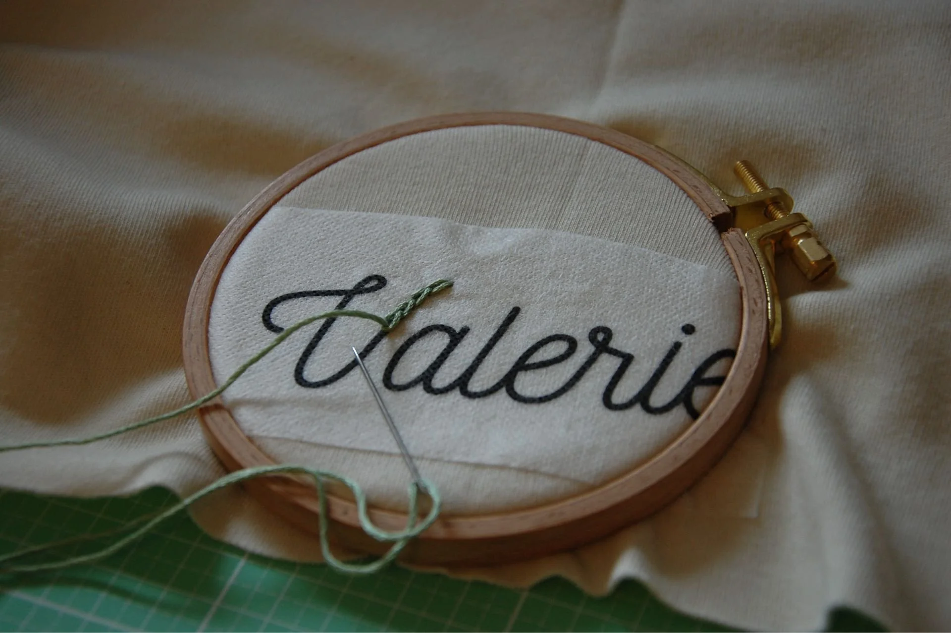 valerie-stickrahmen-prozess.jpg