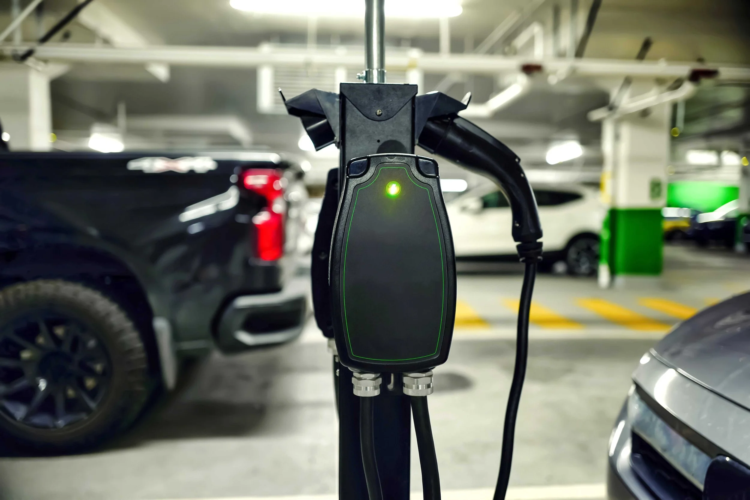 EV charging load management system for multi-unit building