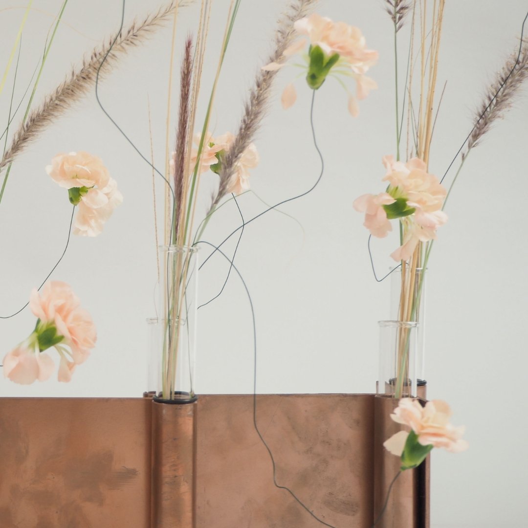 Copper whimsy.

#centerpieces #copper #modularcenterpieces #floralvesselsforrent