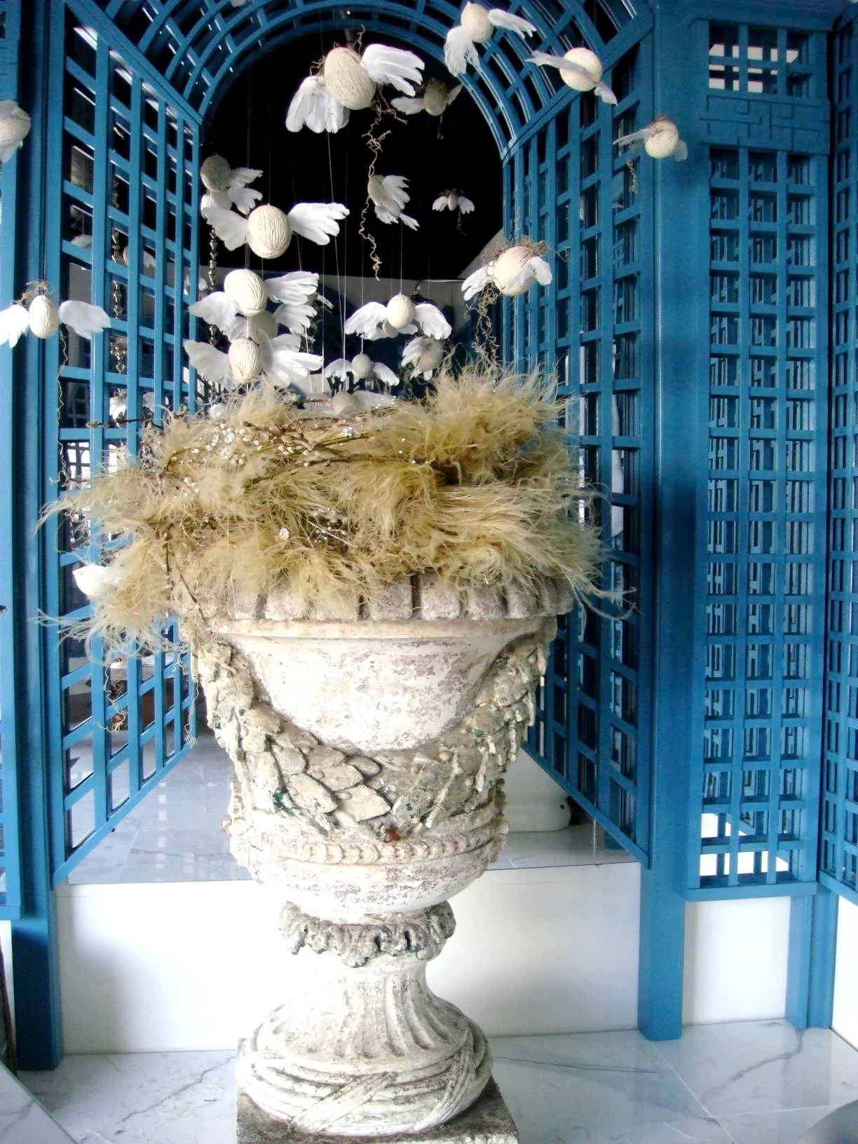 design show dried botanical install
