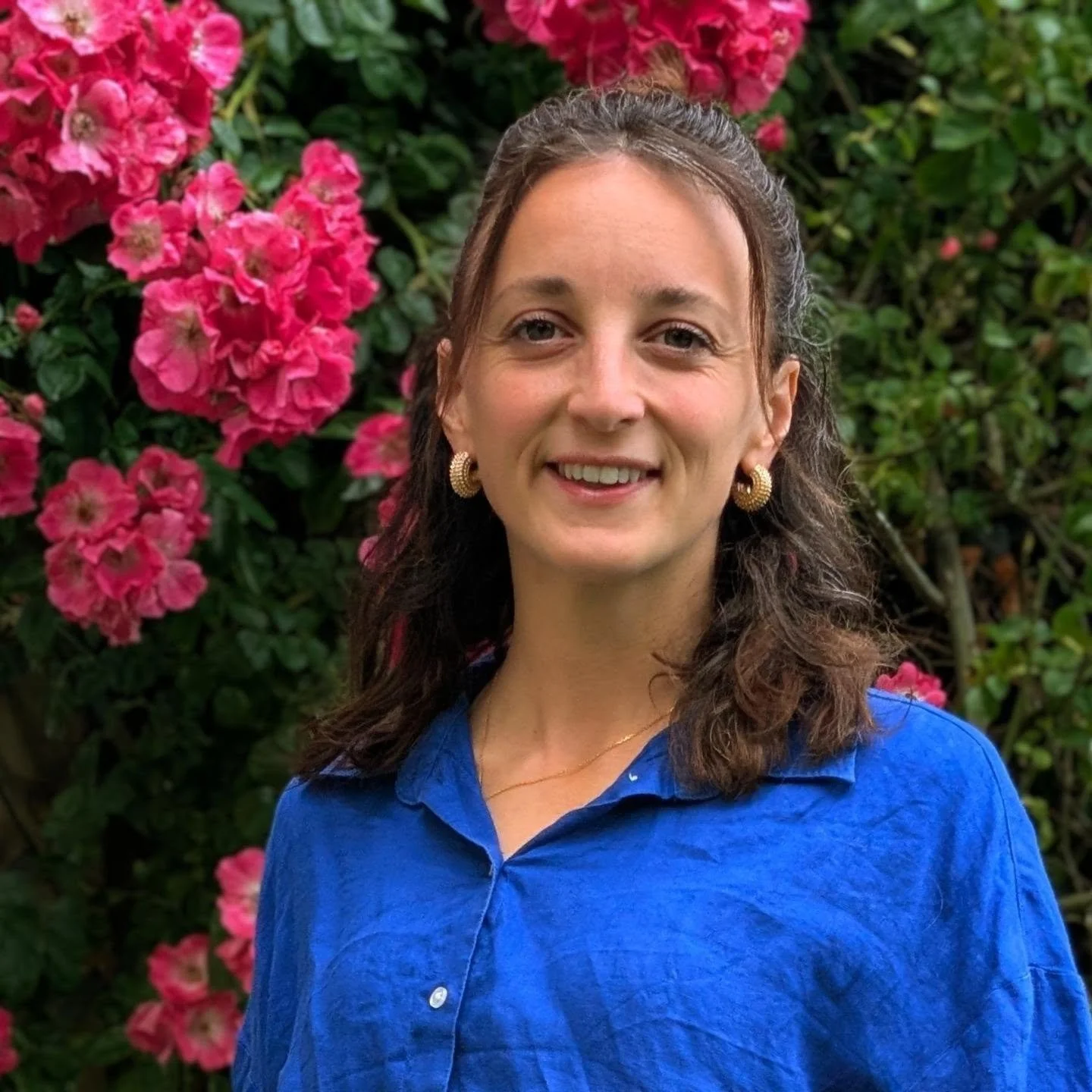 I'm Alice, a counsellor working online across the UK and face to face in Gloucestershire 🌾

🌅 Here's a little bit about how I work...

🌸 I work with adults struggling with a wide variety of challenges in life such as anxiety, low mood, loss, low s