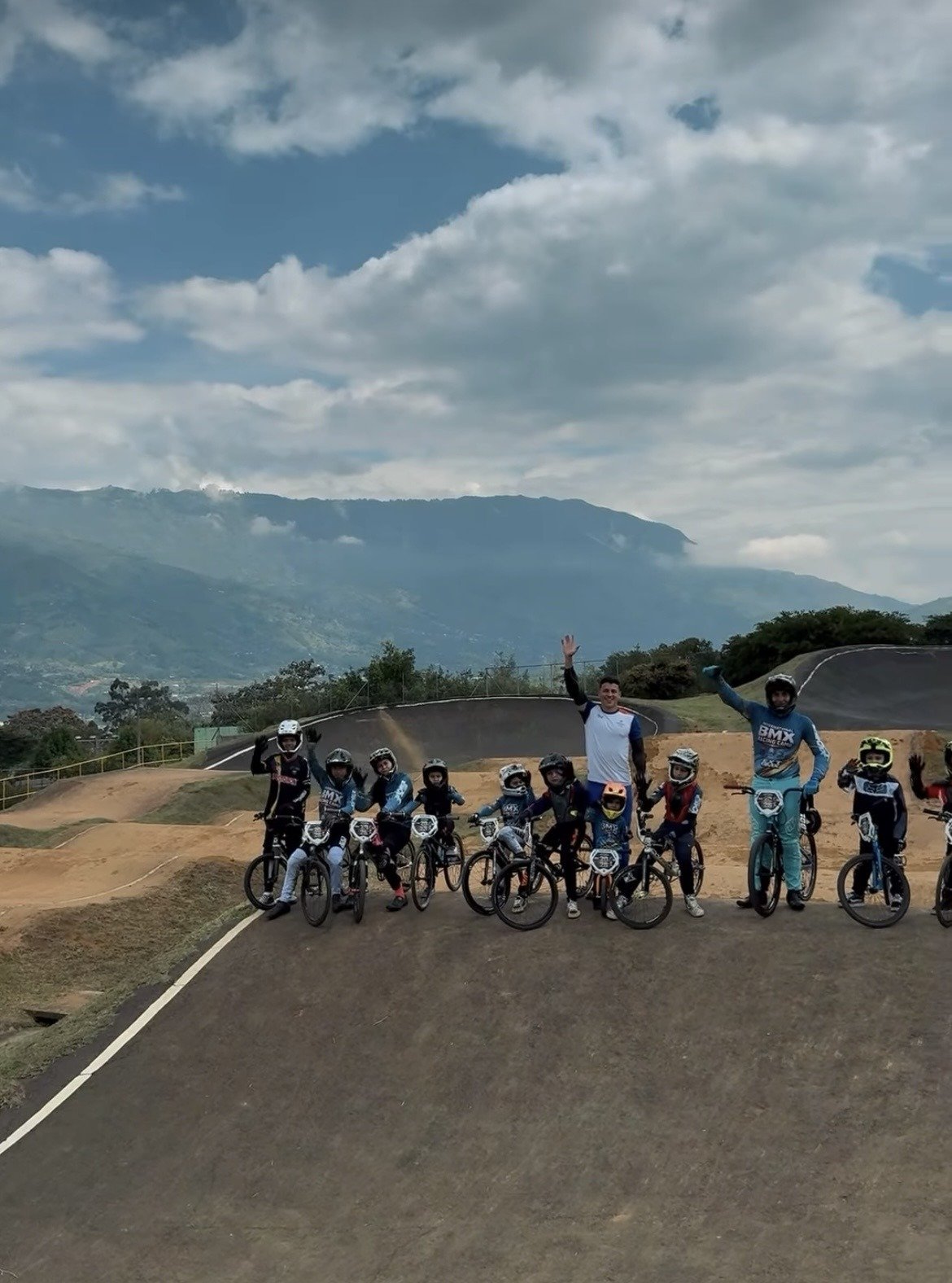 69bff854950ea_camp 6 .jpg