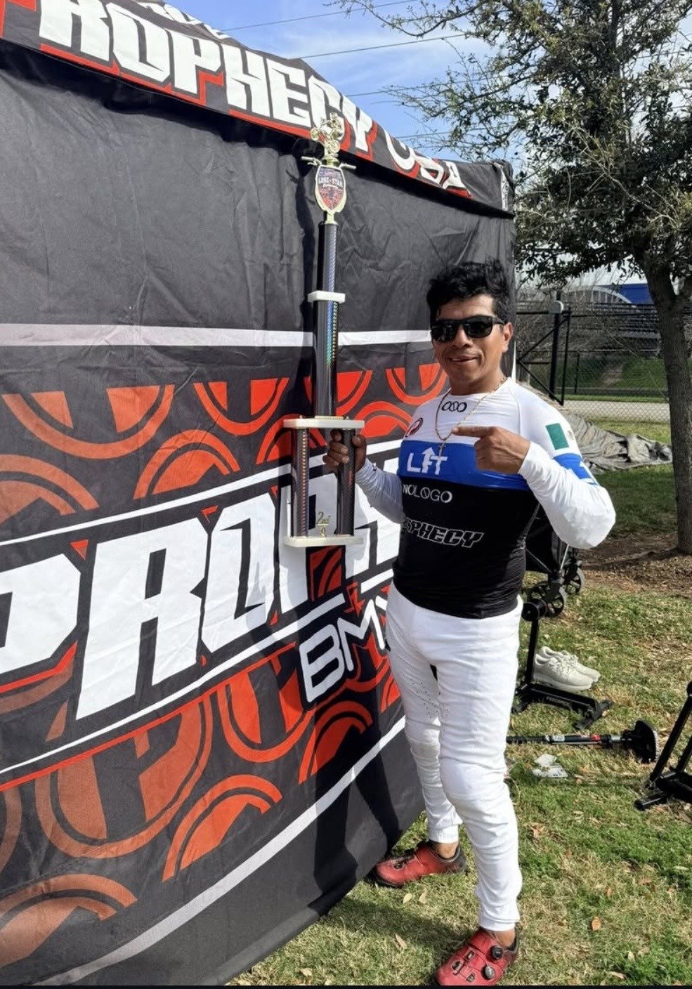 69bed57292393_Mario .jpg