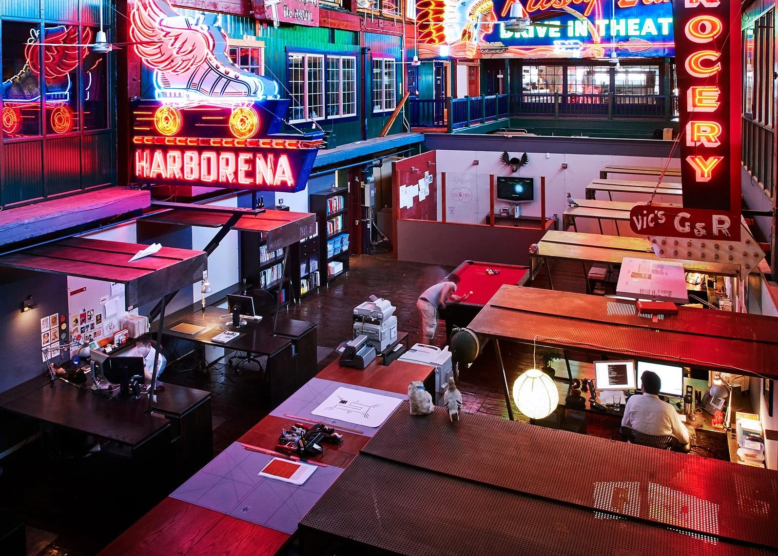 NeonOffice_2020.jpg