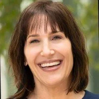 Headshot of a smiling woman