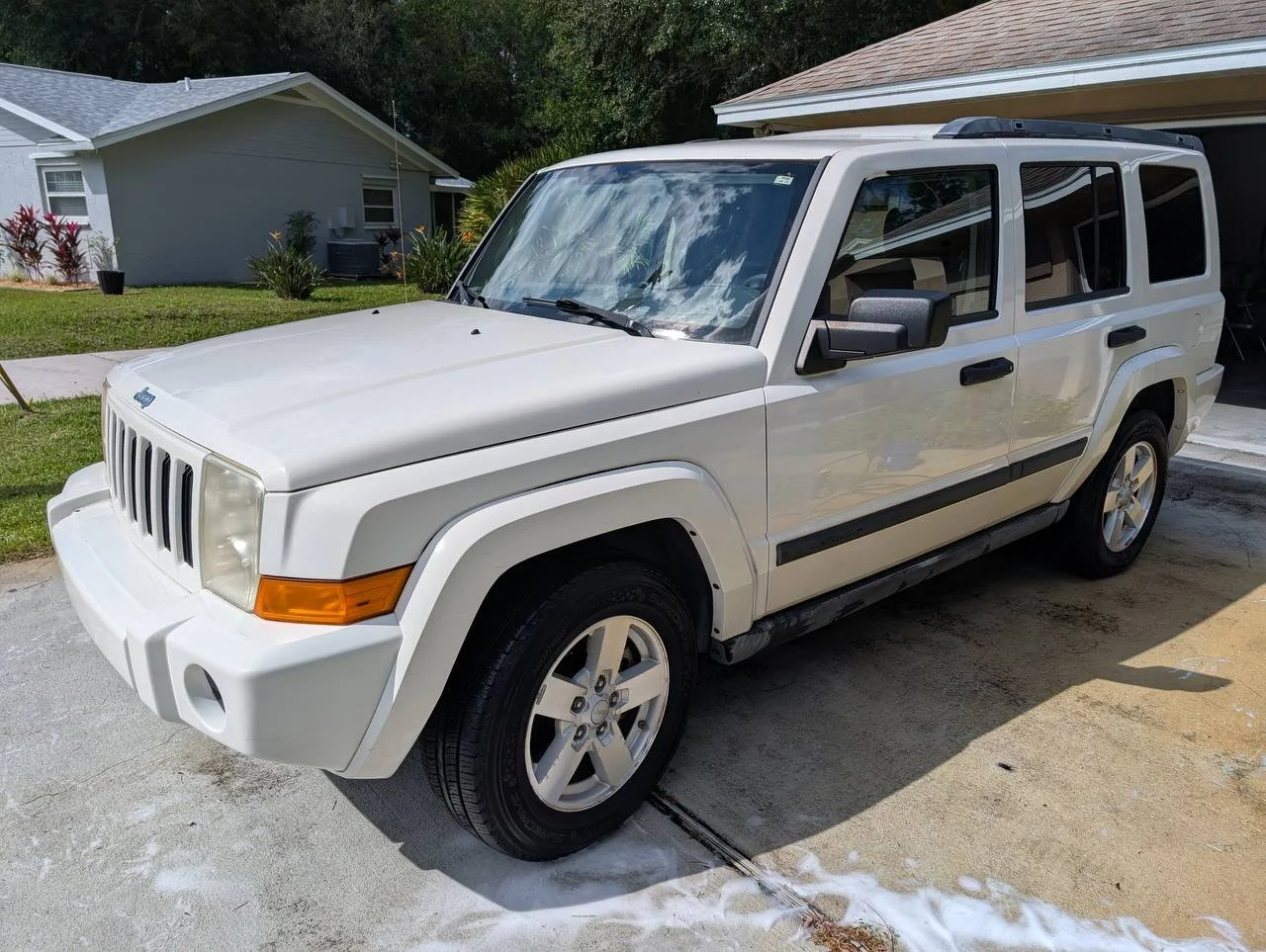 Is Professional Car Detailing Worth It Before Selling Your Car in Palm Coast?