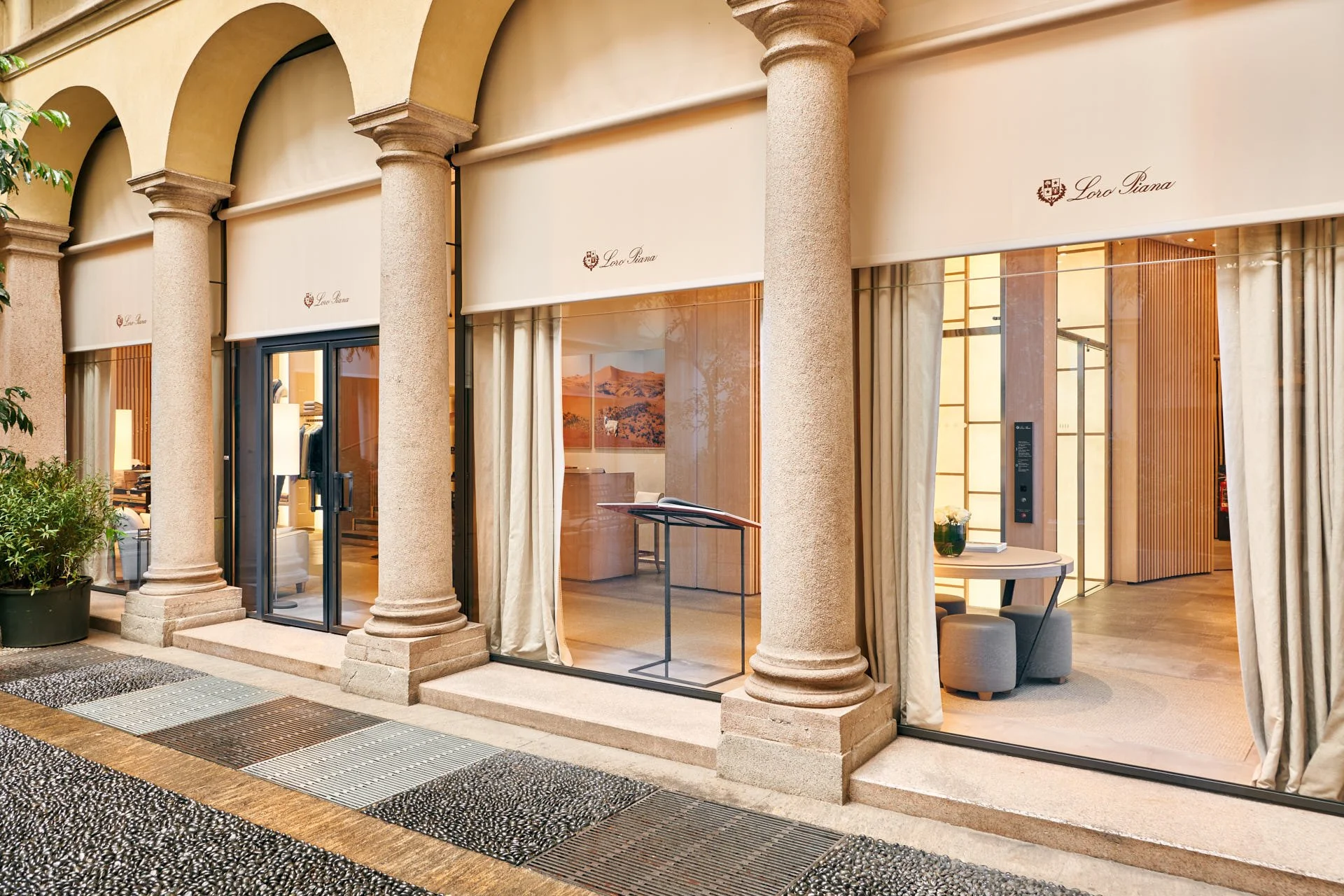 Loro Piana Milano - photo Marco Joe Fazio SPACE
