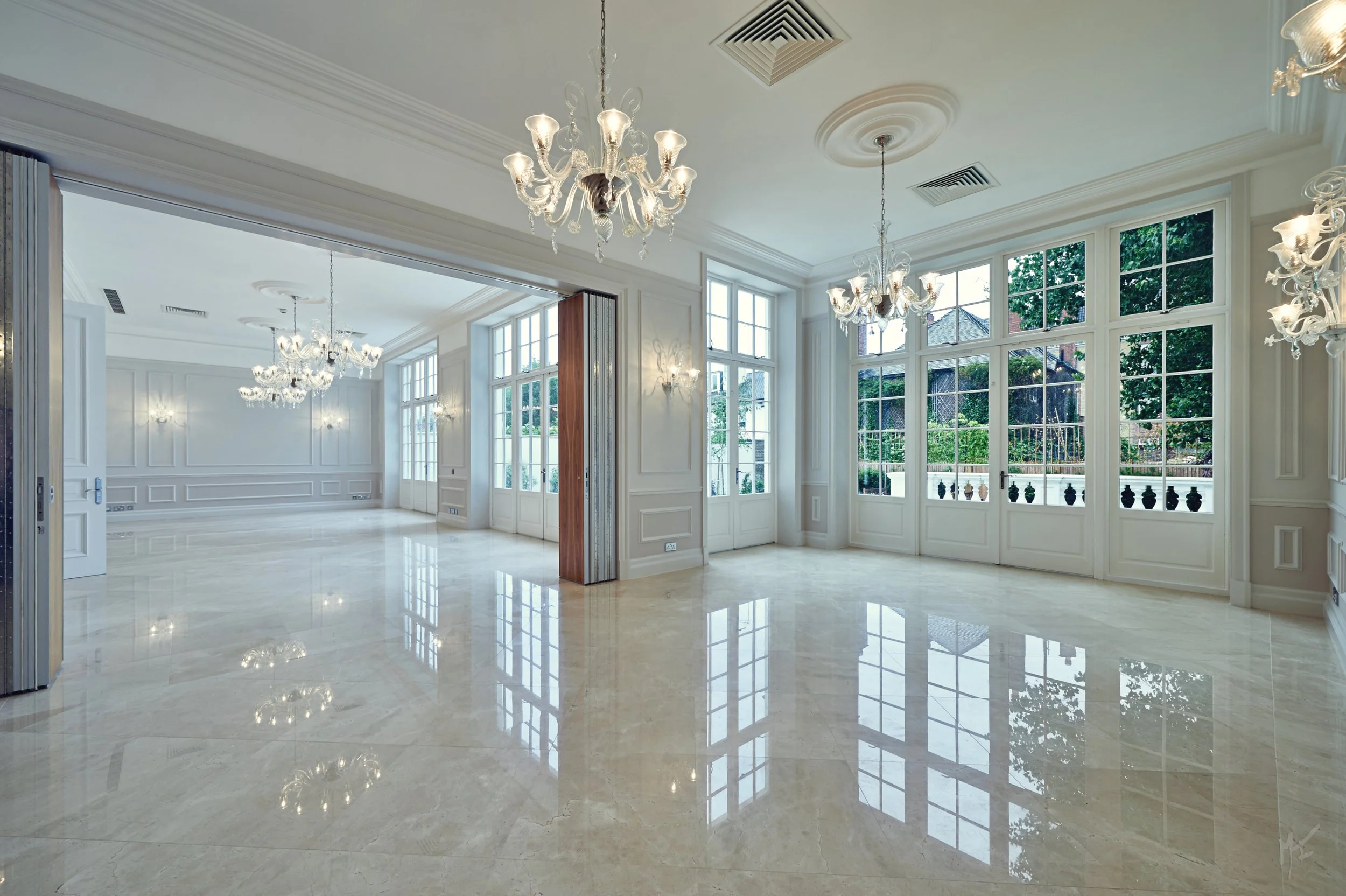 property in London - photo Marco Joe Fazio SPACE