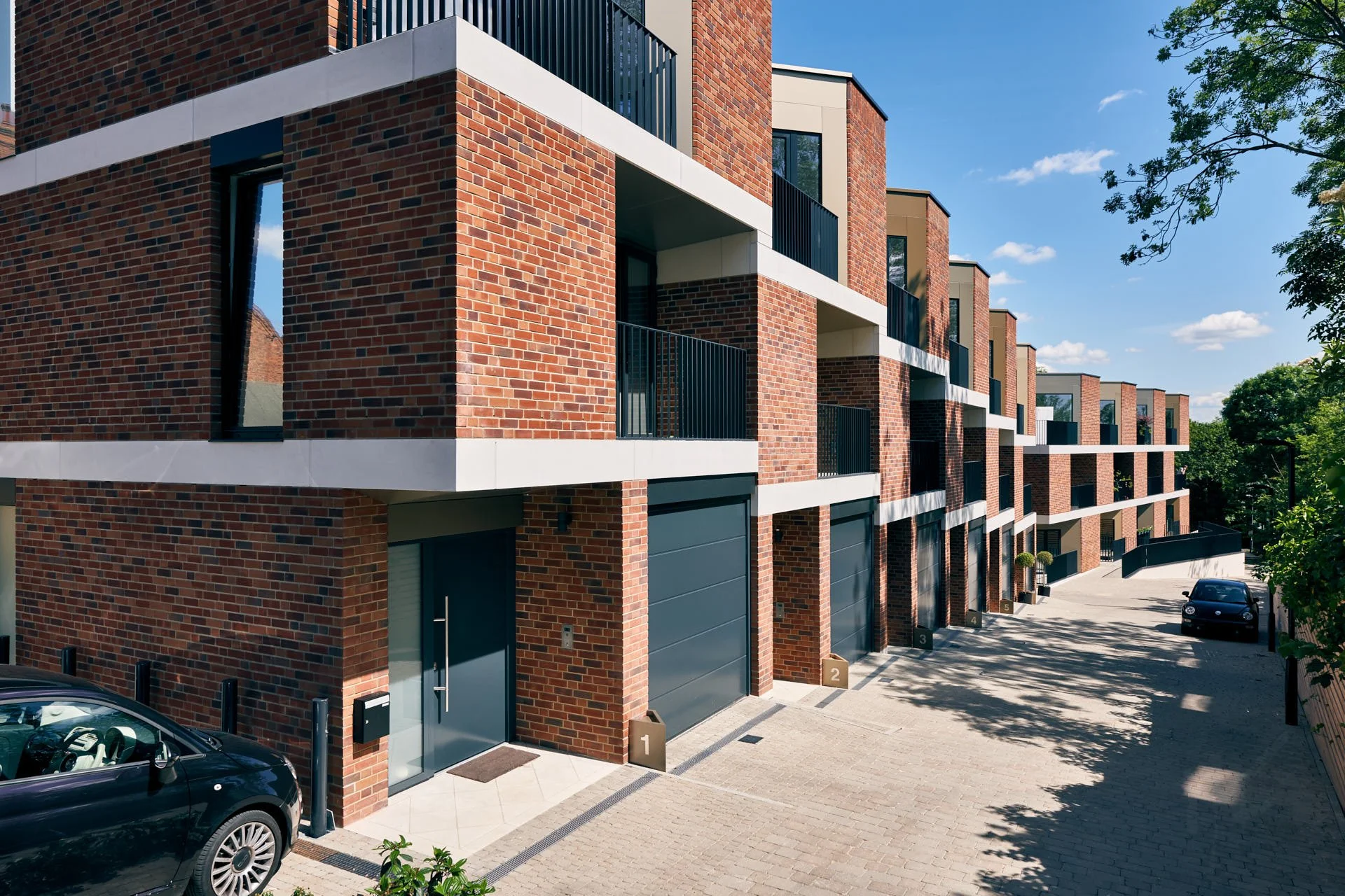 property in London - photo Marco Joe Fazio SPACE