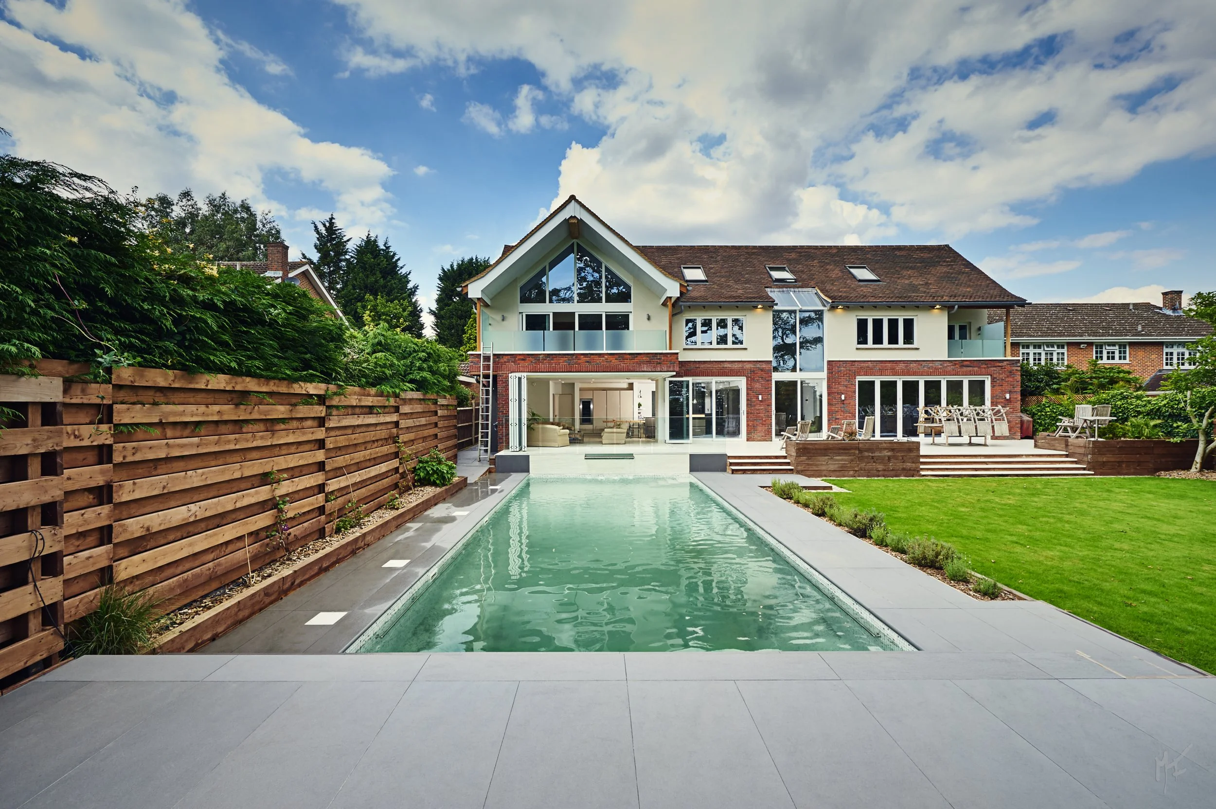 property in Kingston upon Thames - photo Marco Joe Fazio SPACE