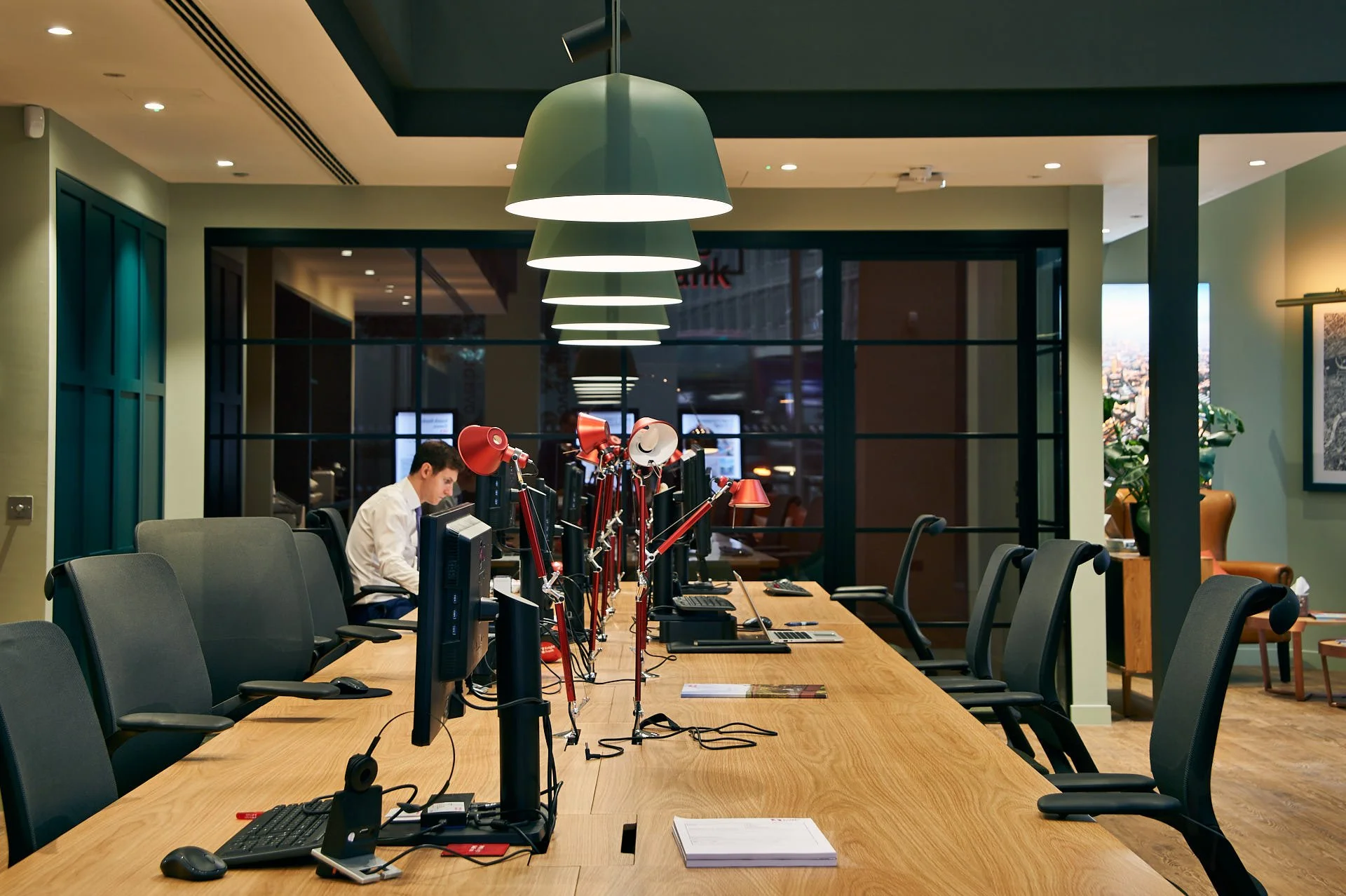 Knight Frank Waterloo - photo Marco Joe Fazio SPACE