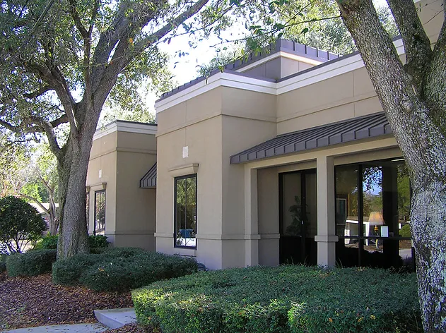 The exterior of Dr. Stone's office in Orlando
